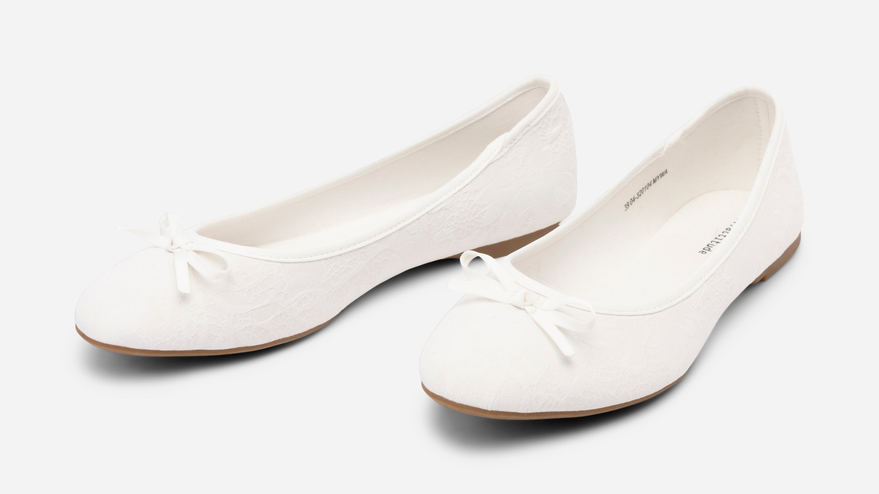 ATTITUDE, Ballerinaskor Vita