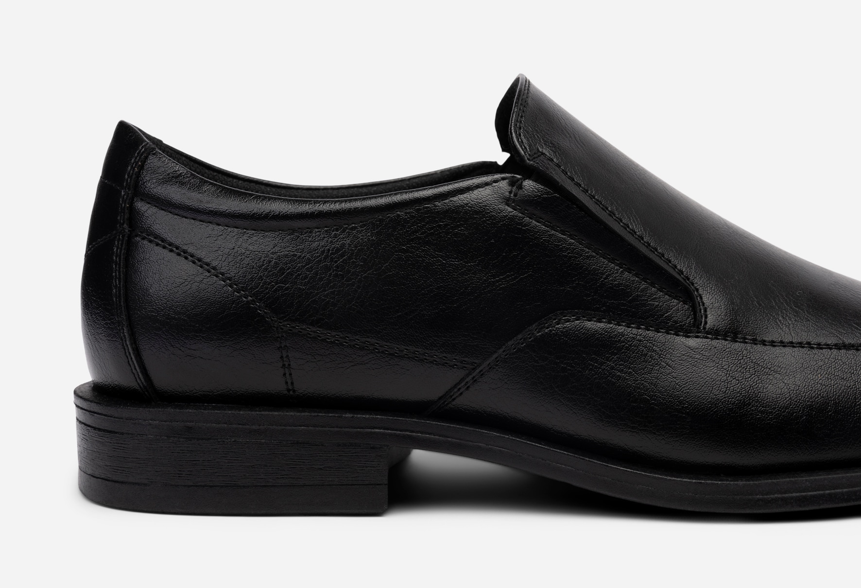 IGUASSU, Loafers Svarta