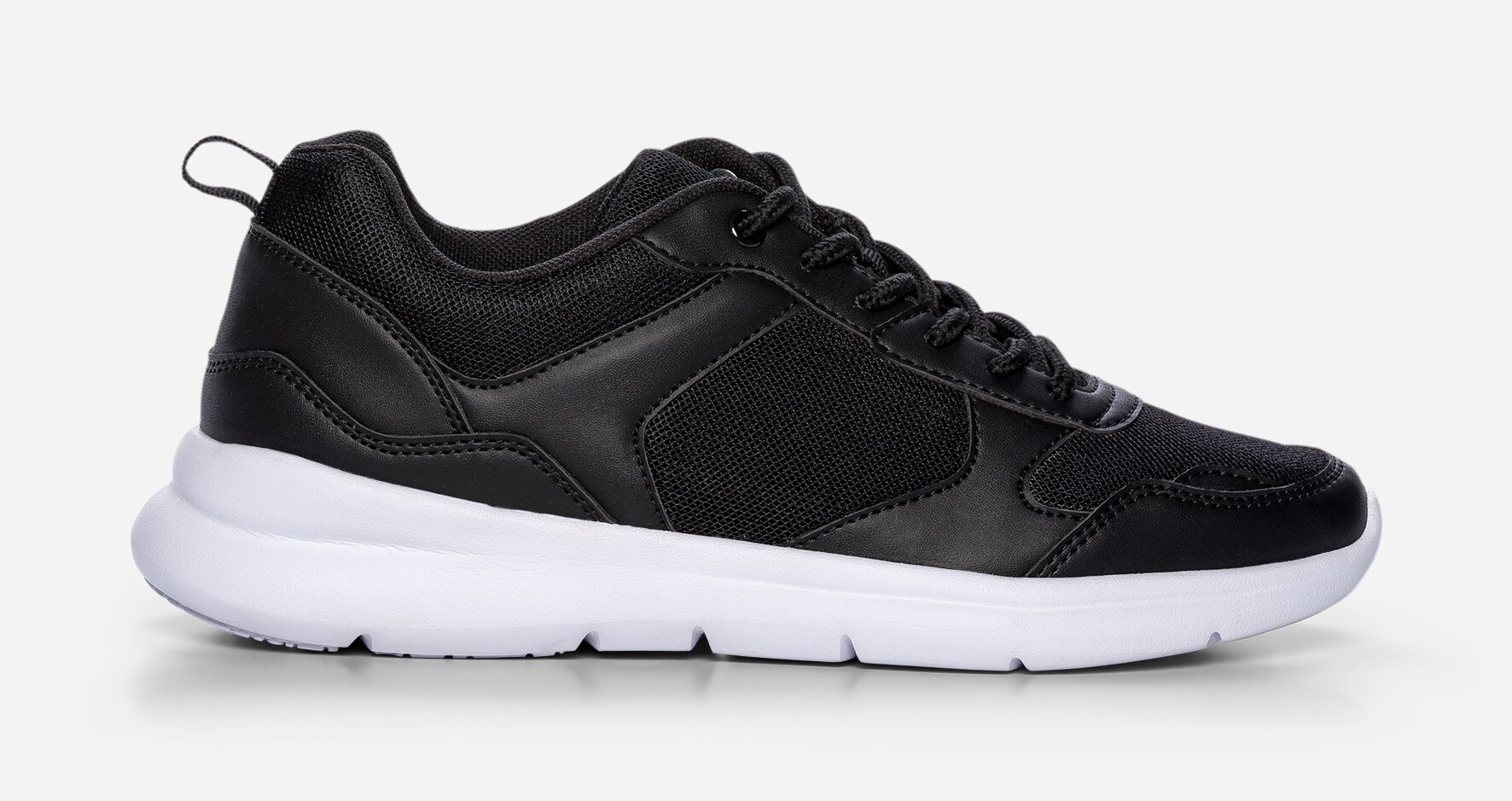 SO ALL, Sneakers Svarta