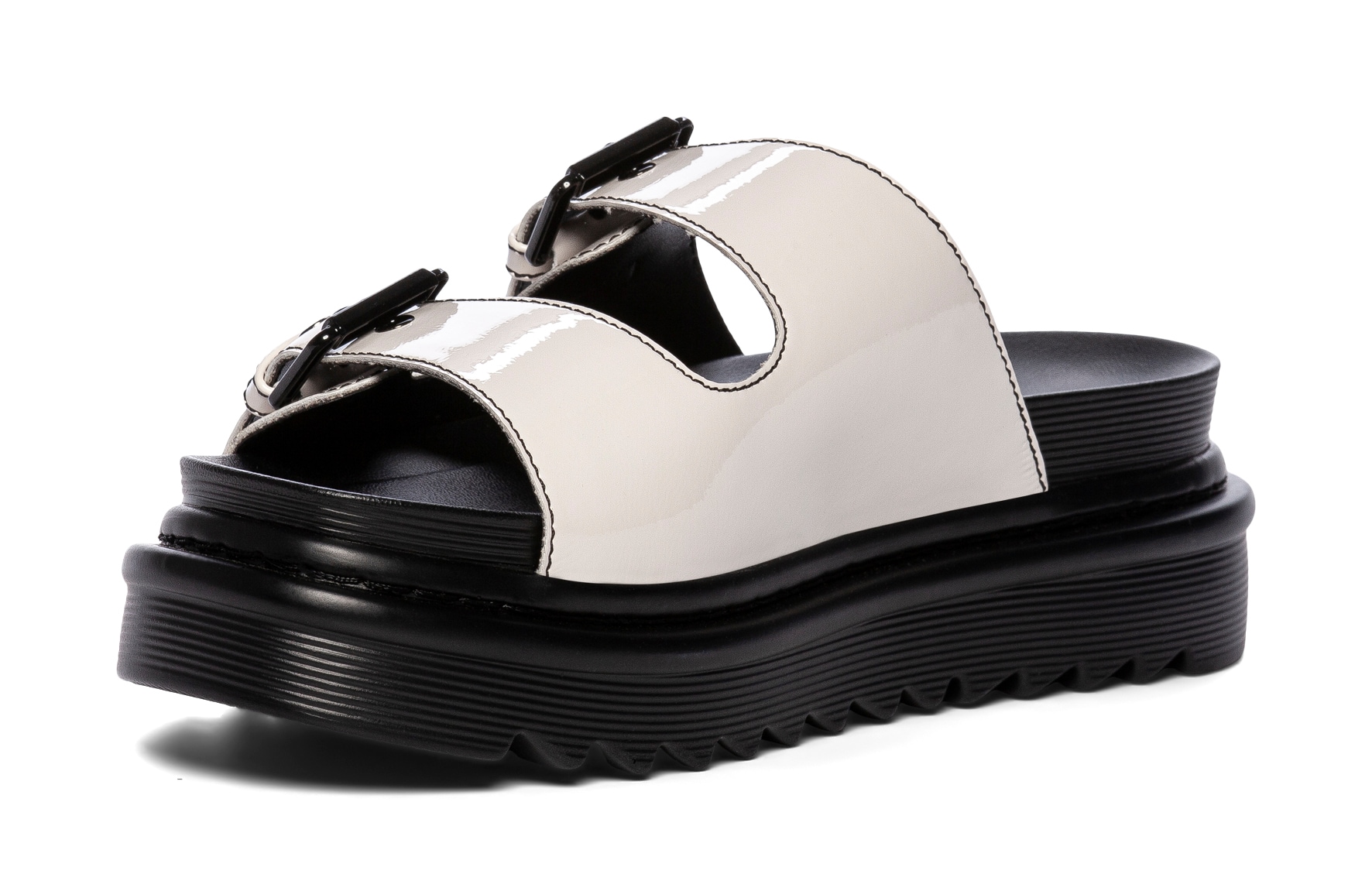 ATTITUDE, Sandaler Vita