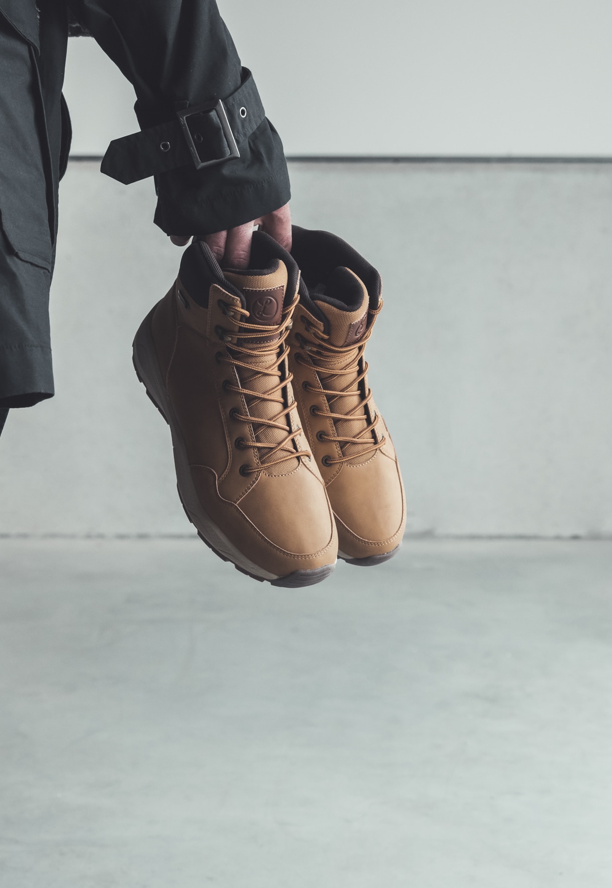 LINEAR, Kängor Gula