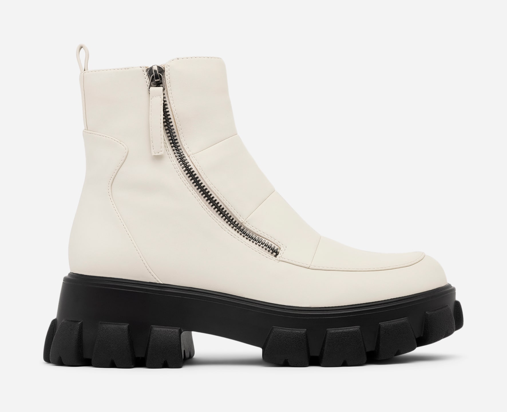 ATTITUDE, Boots Vita