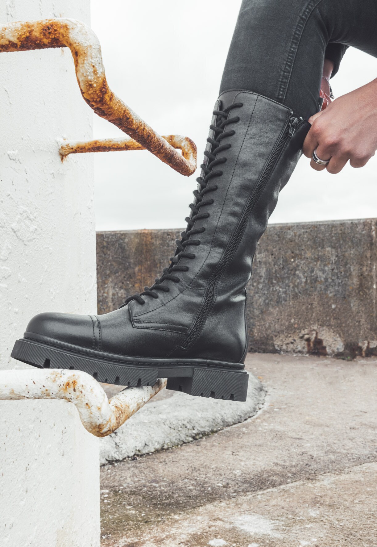 PACE, Stövlar Svarta