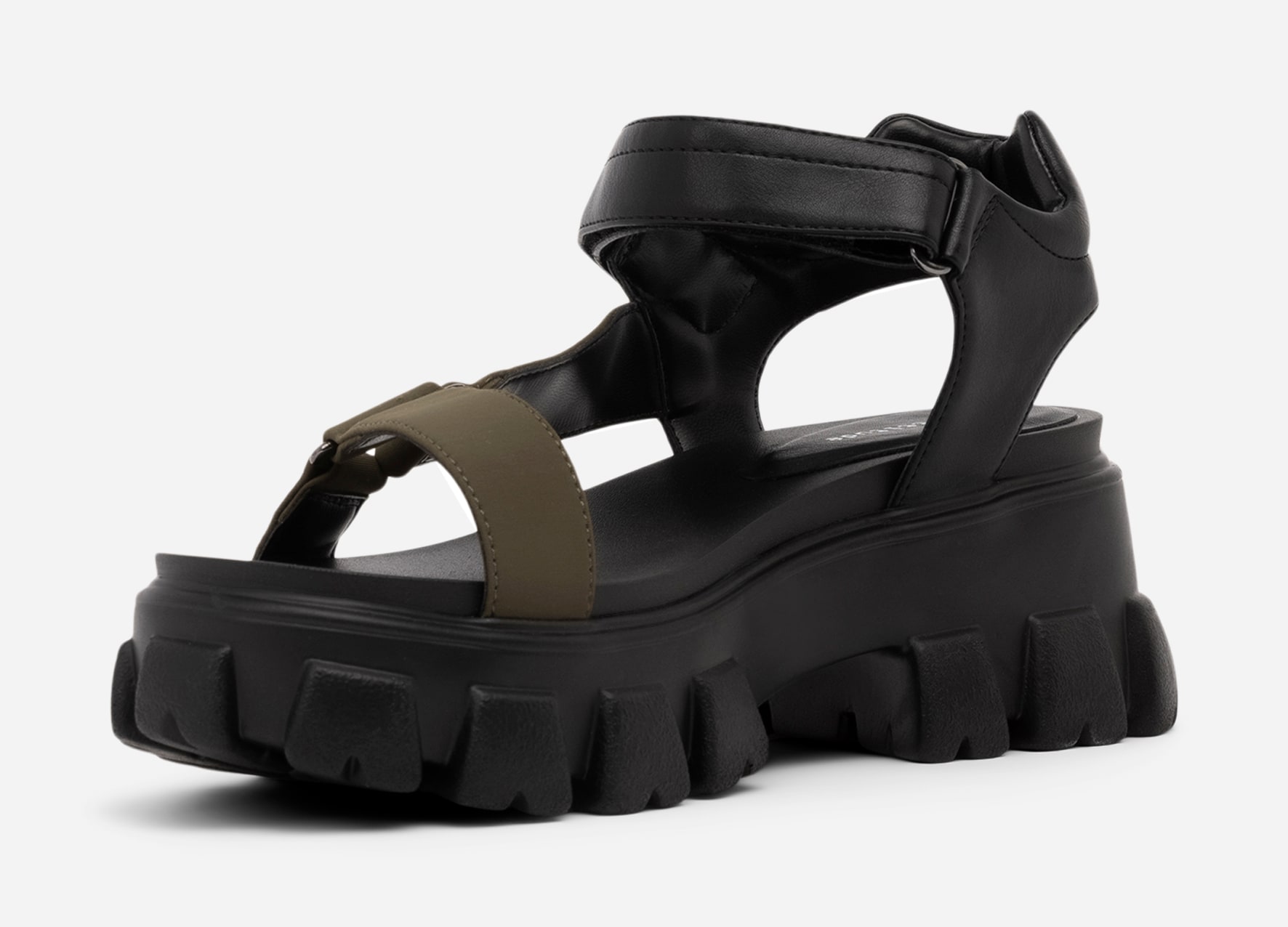 ATTITUDE, Sandaler med remmar Svarta