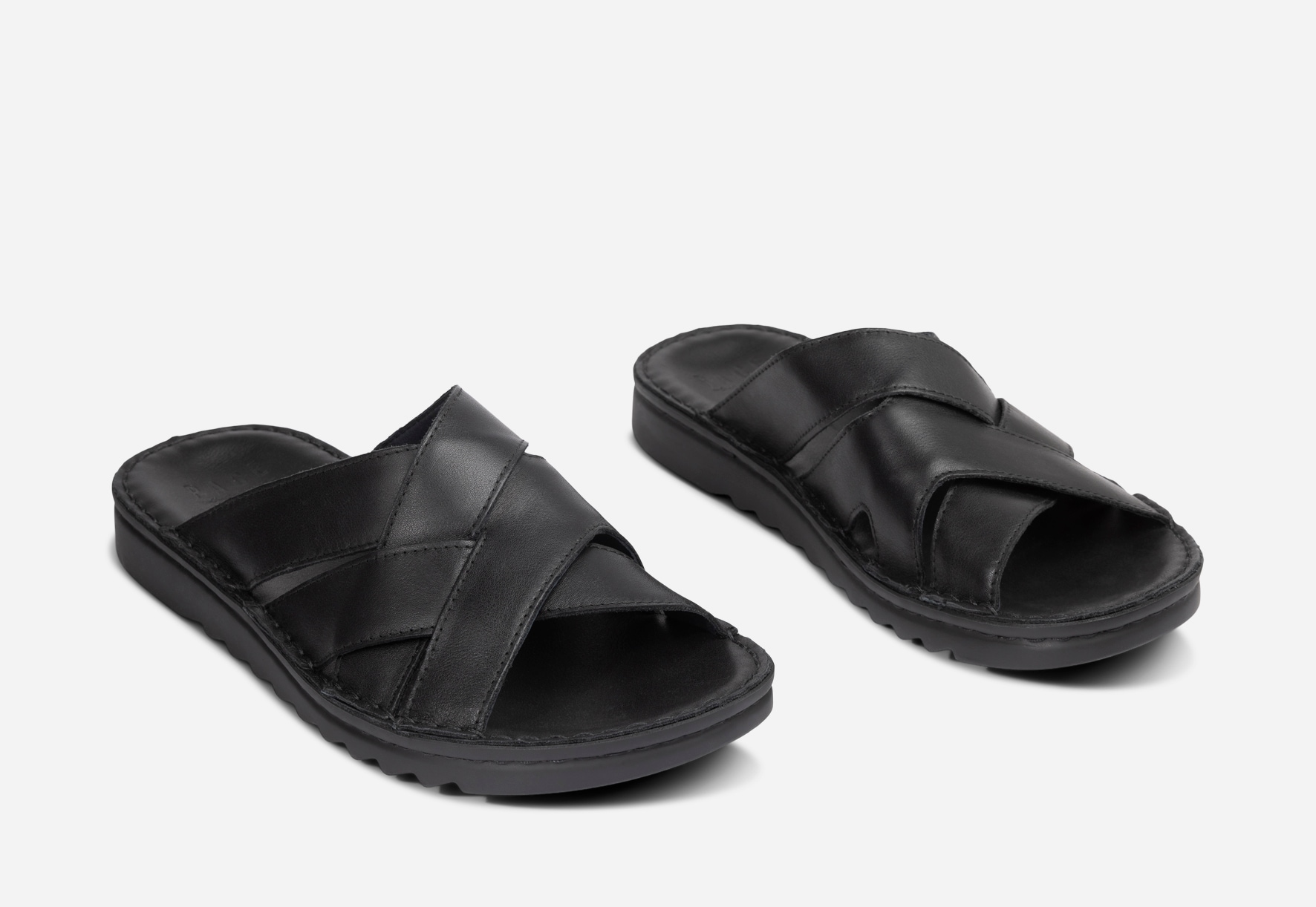 PACE, Sandaler Svarta
