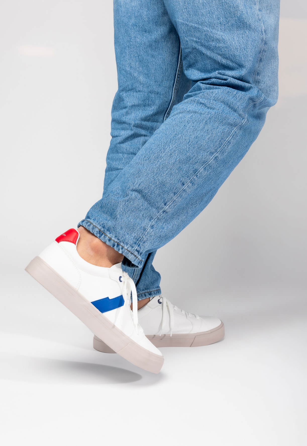 LINEAR, Sneakers Vita
