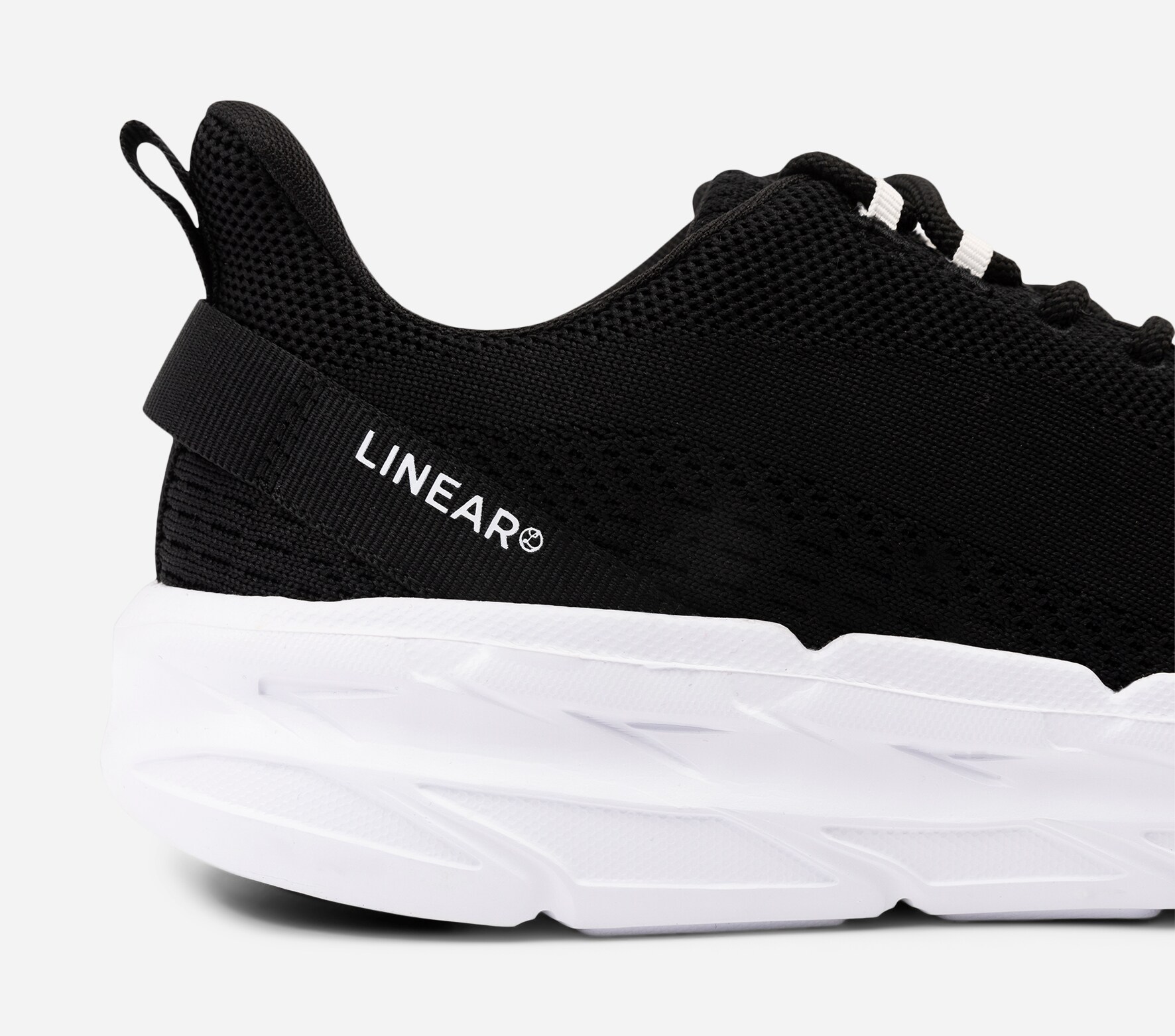 LINEAR, Sneakers Svarta