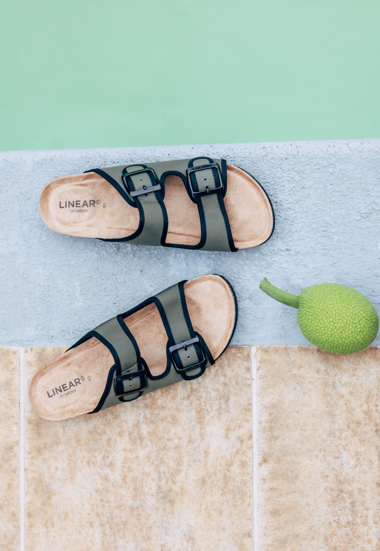 LINEAR, Tofflor Gröna