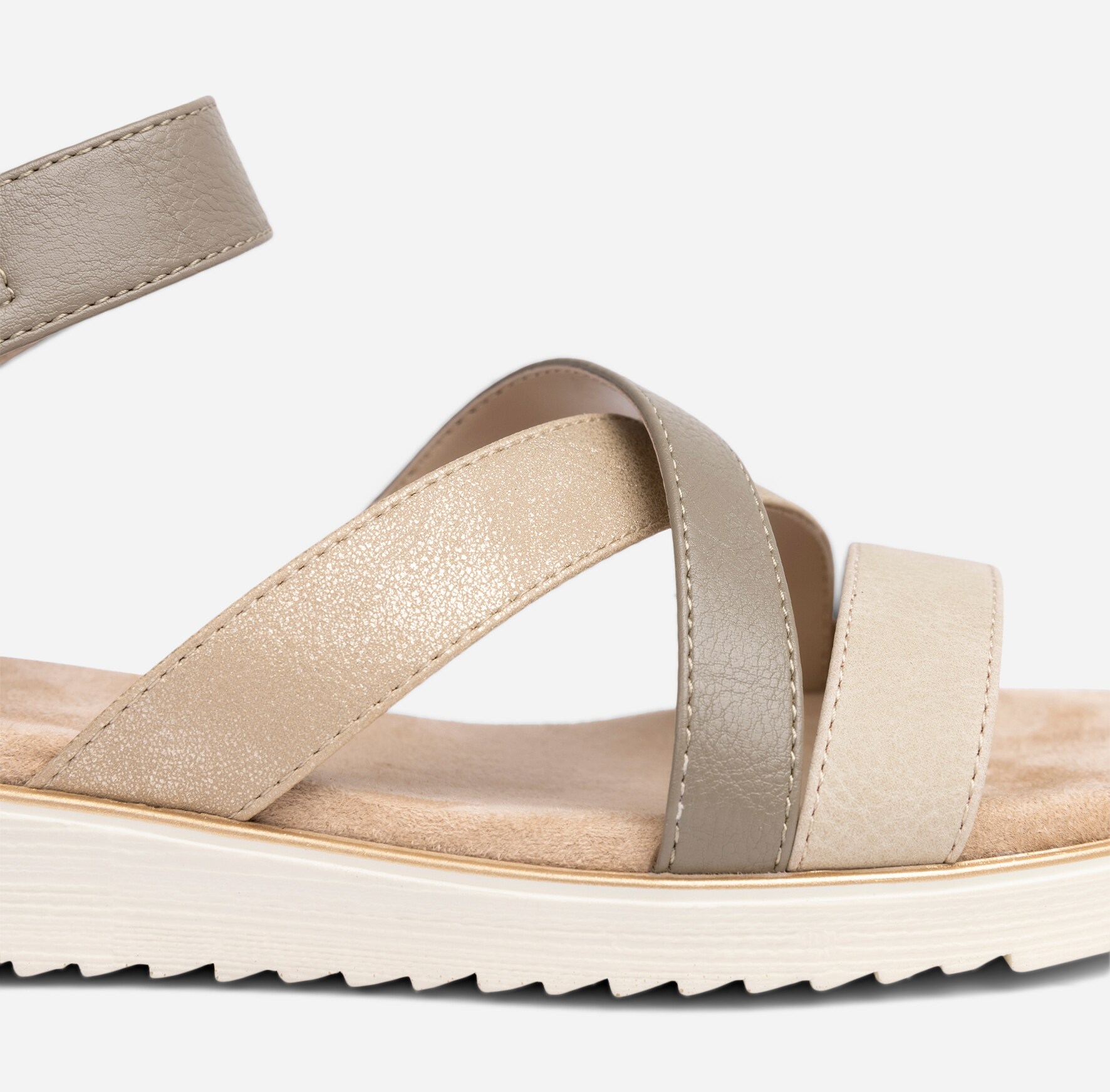 SO ALL, Sandaler Gröna