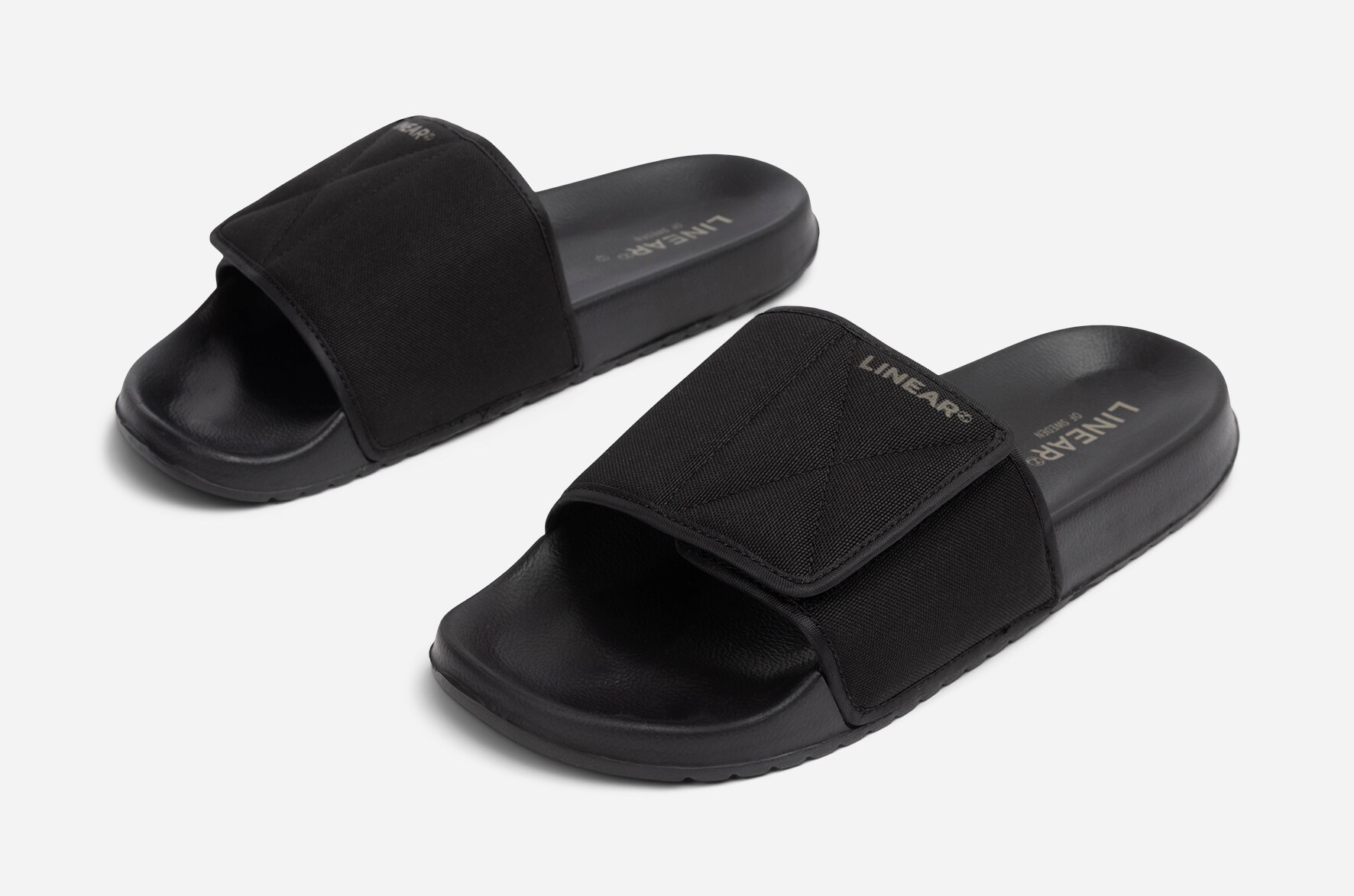 LINEAR, Tofflor Svarta