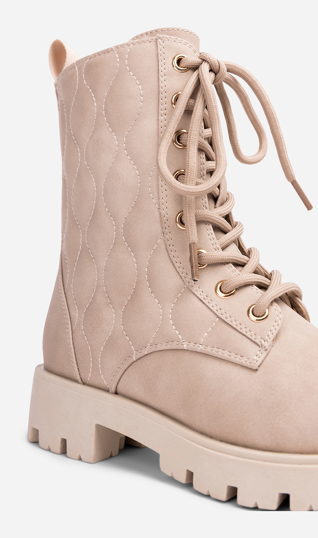 DINSKO, Varmfodrade kängor med dragkedja Beigea