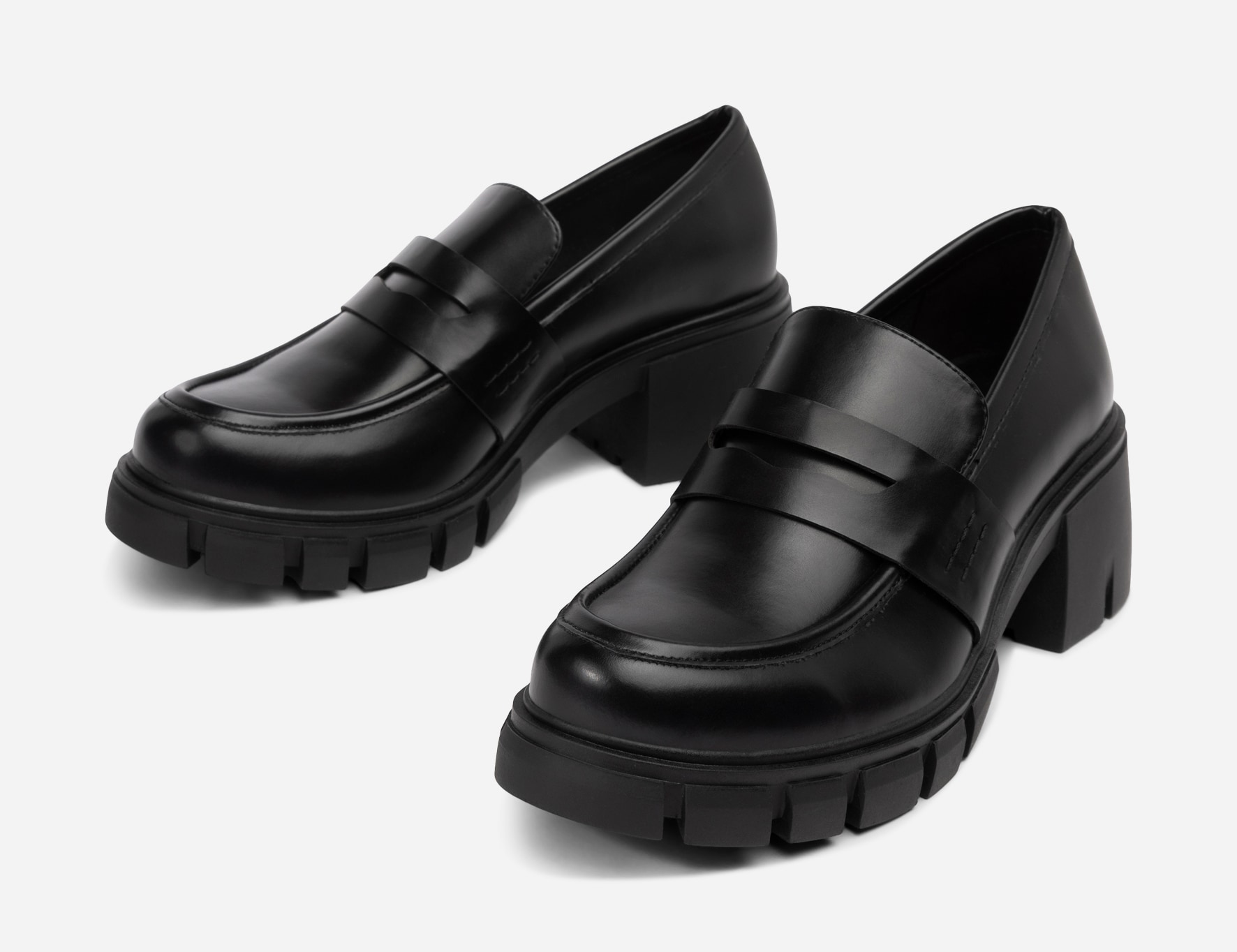 XIT, Loafers på klack Svarta