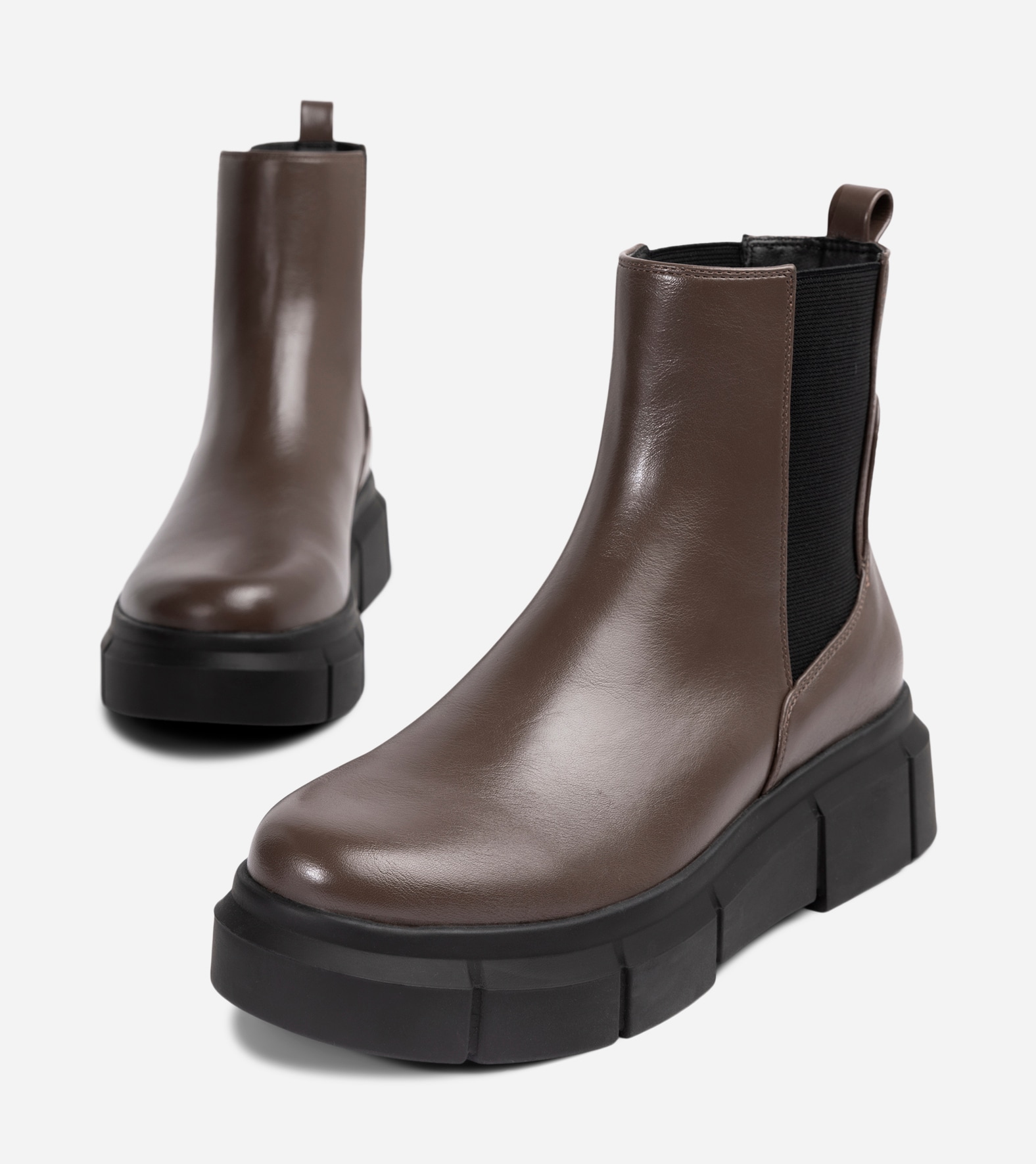 XIT, Chelseaboots Bruna