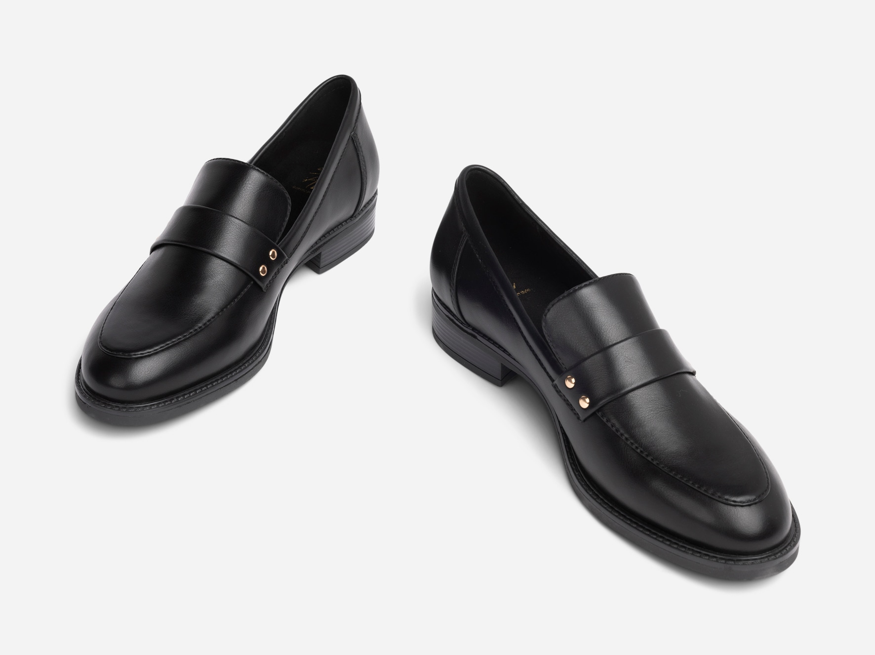 SO ALL, Loafers Svarta