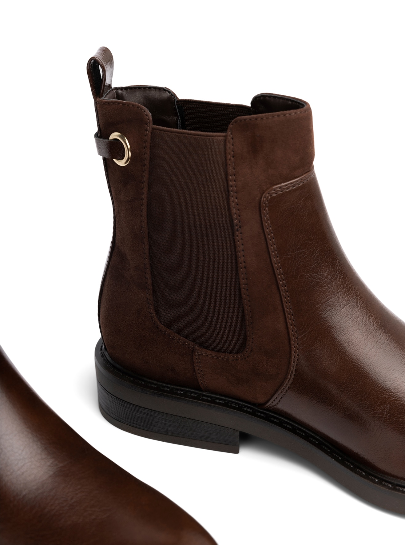 SO ALL, Chelseaboots Bruna