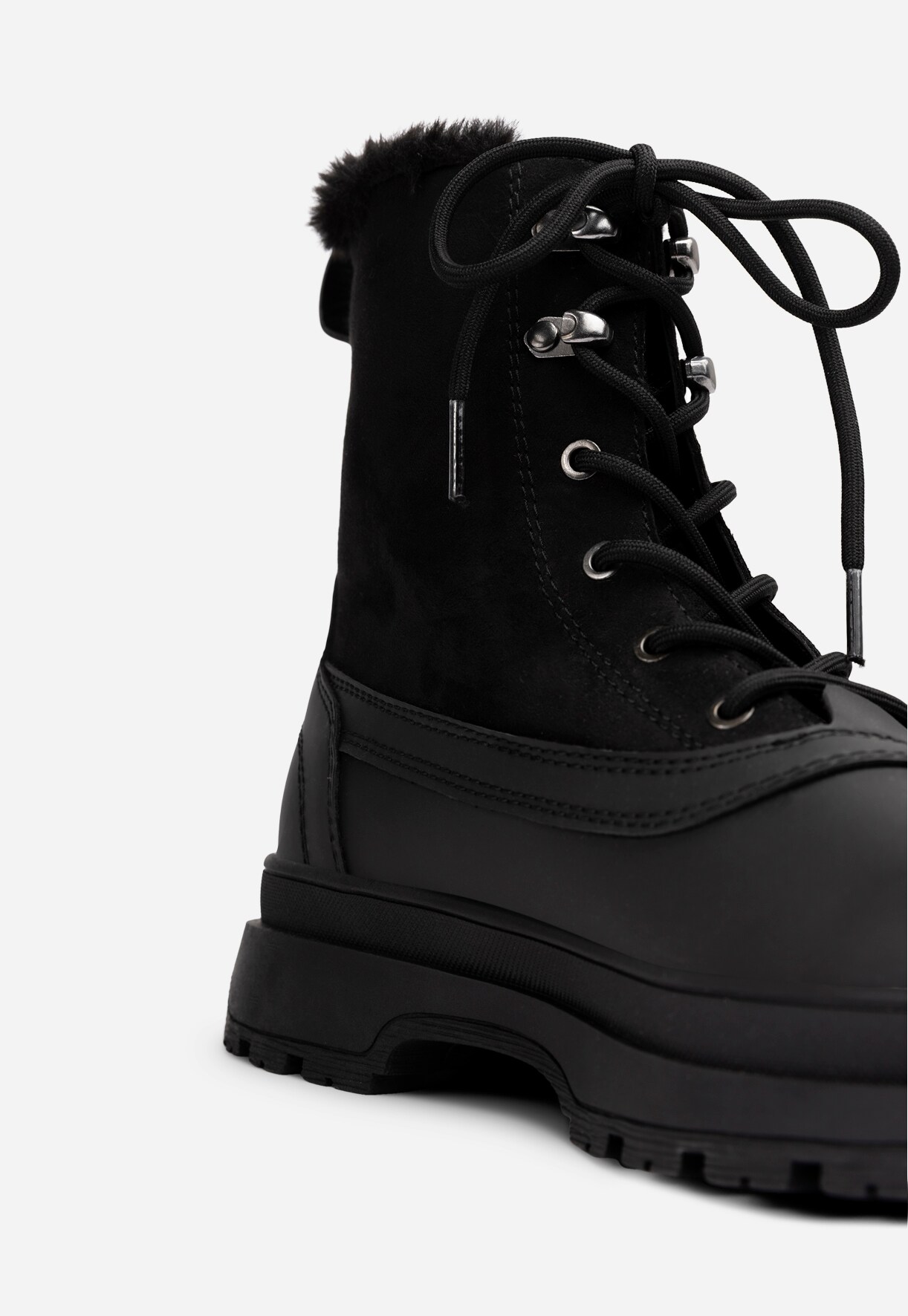 ATTITUDE, Kängor Svarta