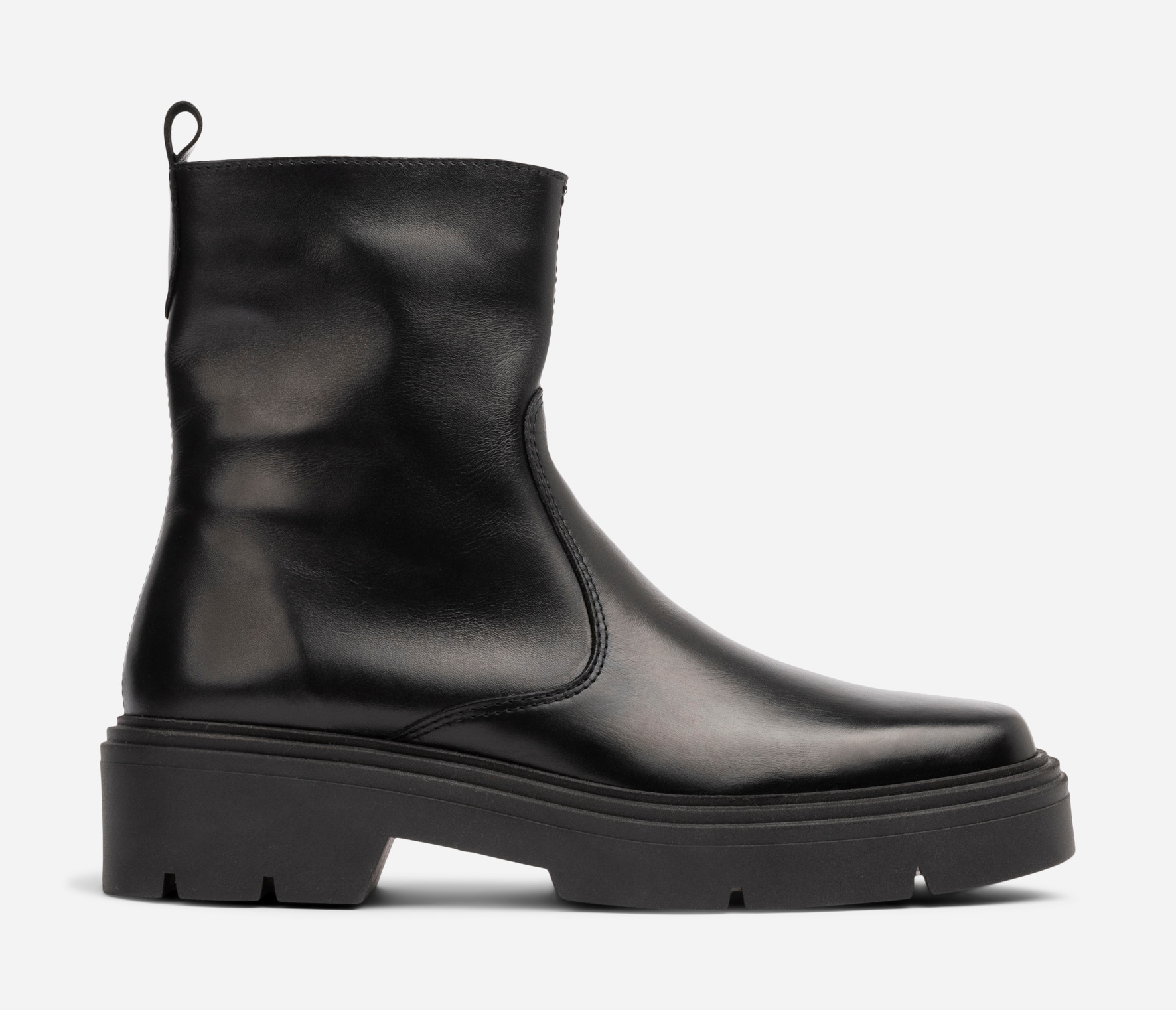 PACE, Boots Svarta