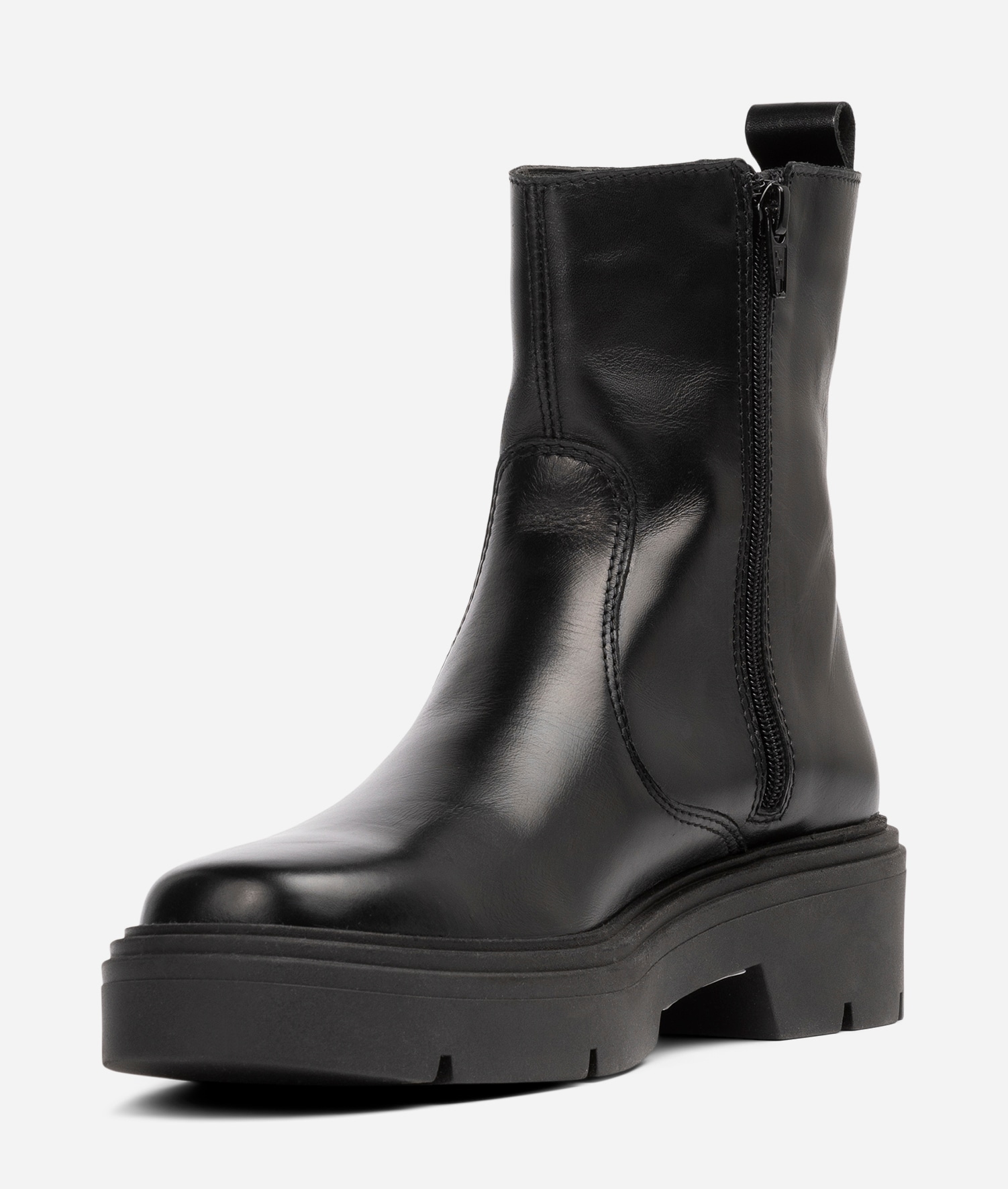 PACE, Boots Svarta