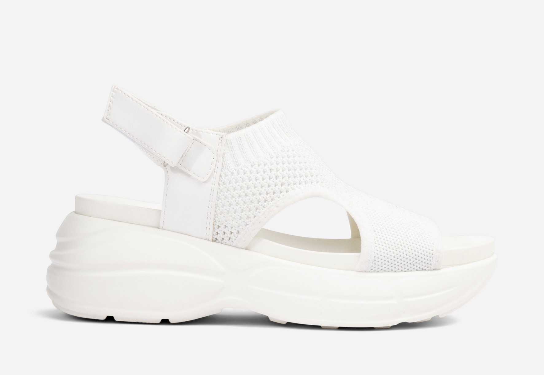 DINSKO, Sandaler Vita