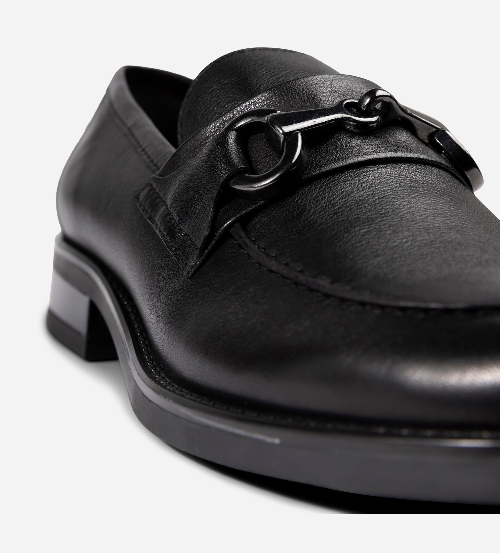 PACE, Loafers med spänne Svarta