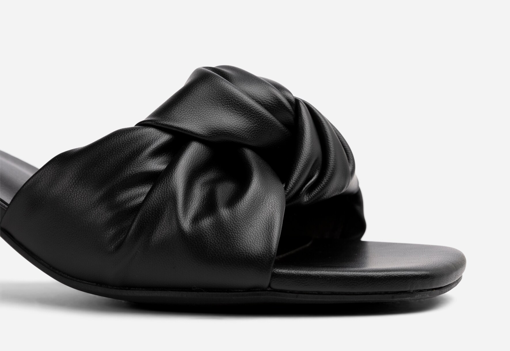 XIT, Sandaletter Svarta