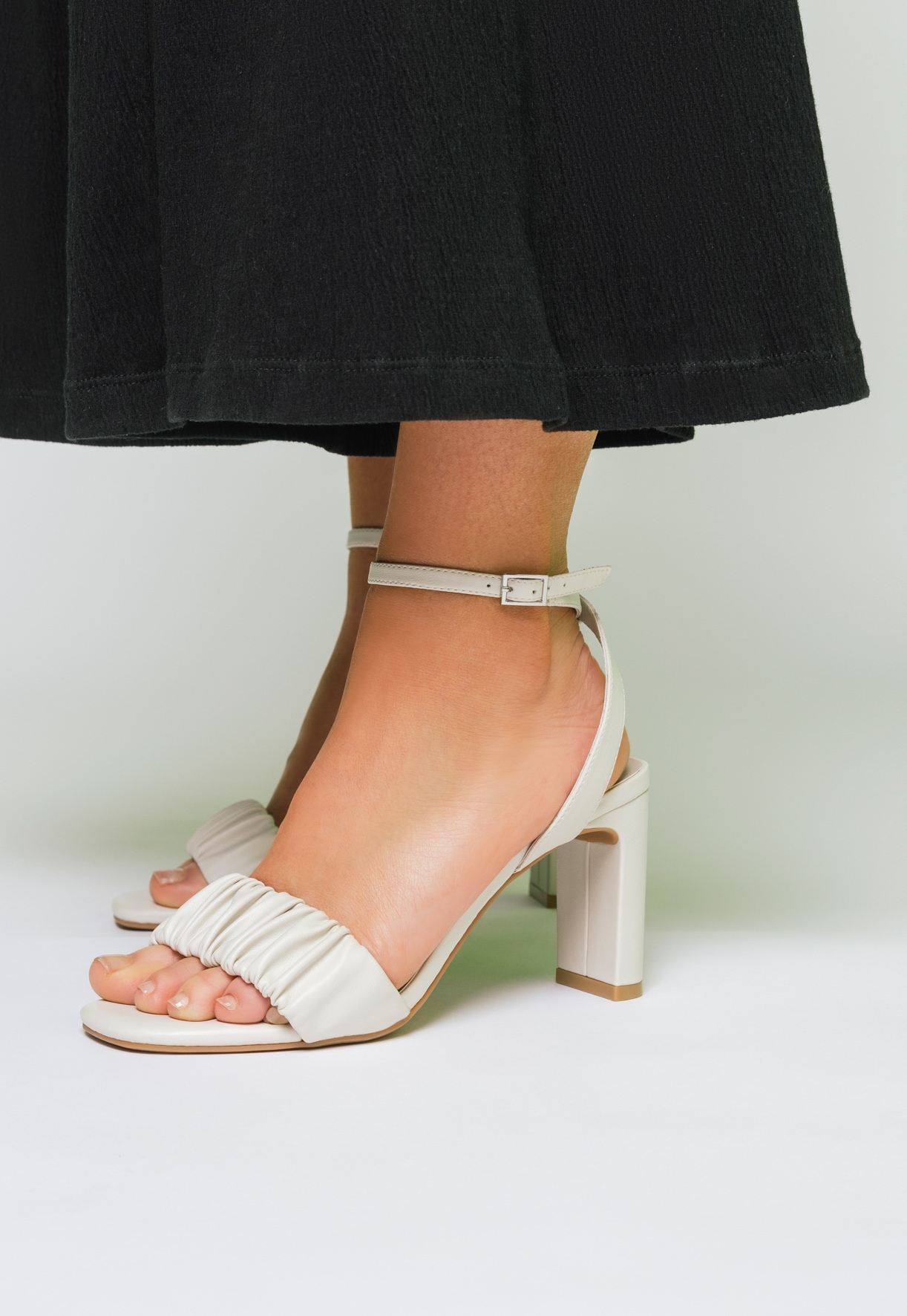 XIT, Sandaletter med remmar Vita