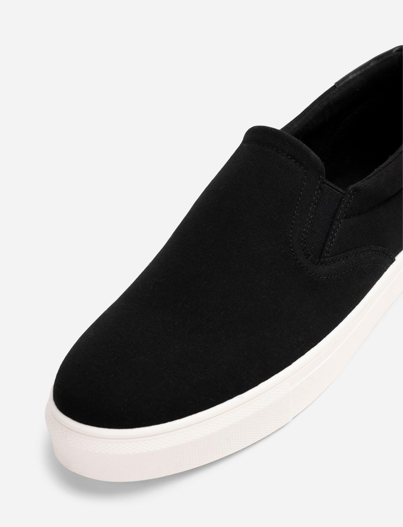 LINEAR, Tygskor Svarta