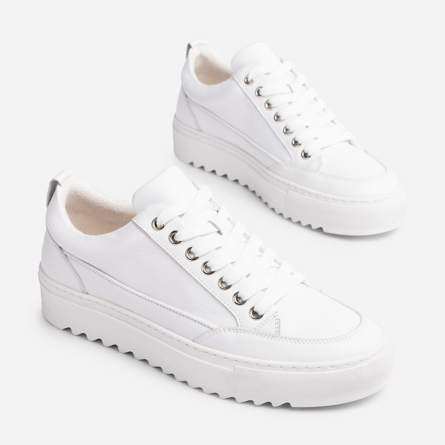 PACE, Sneakers Vita
