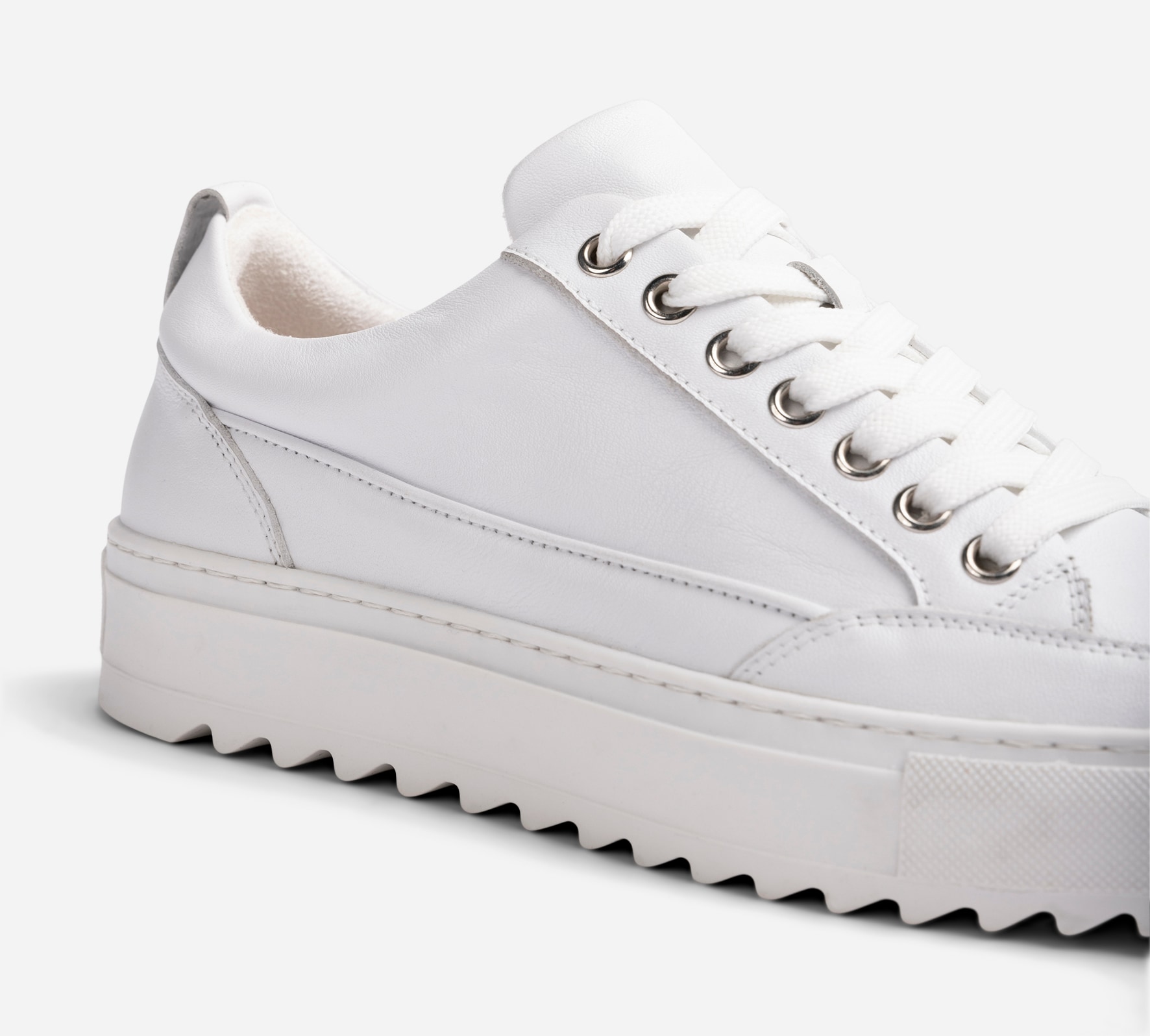 PACE, Sneakers Vita