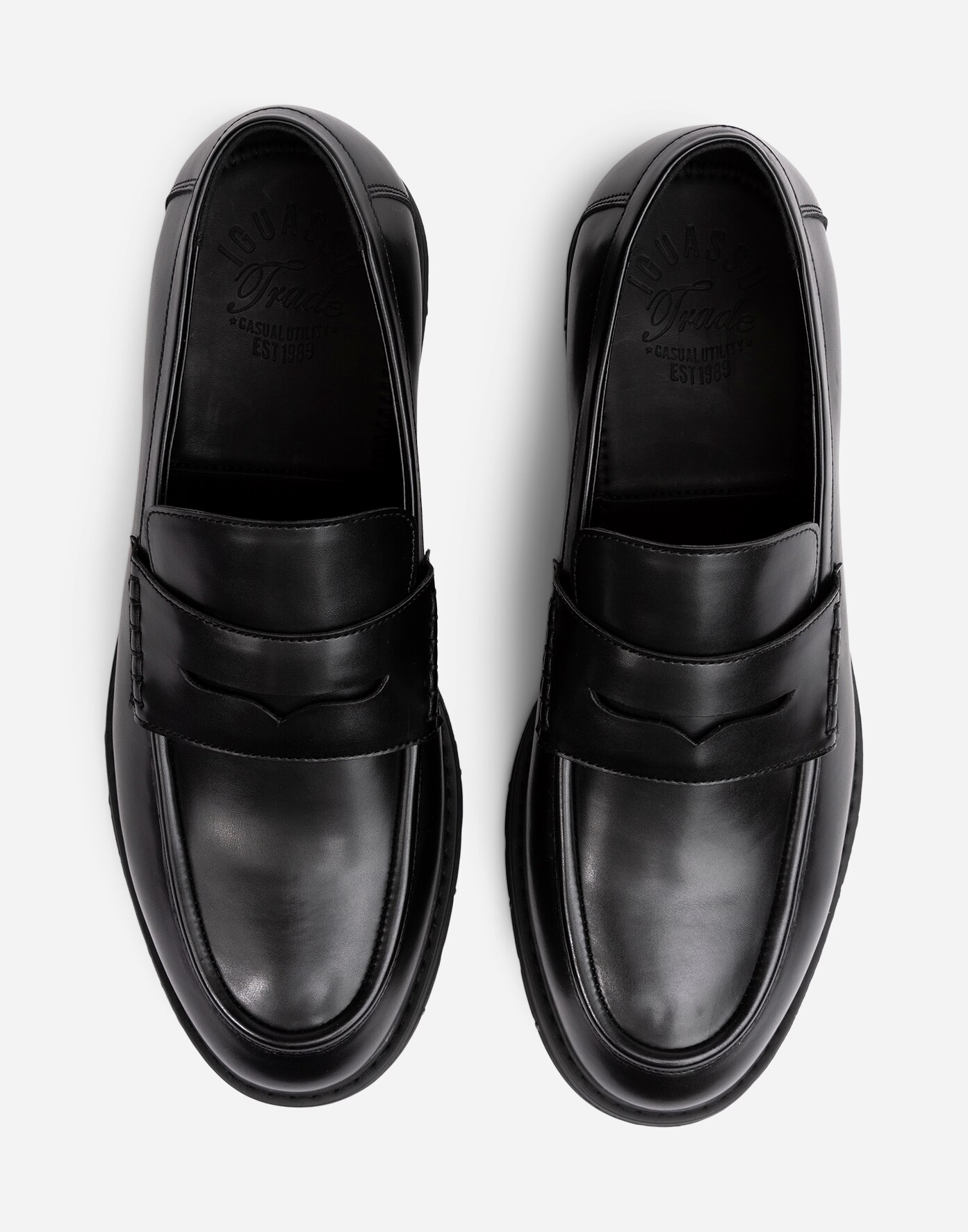 IGUASSU, Loafers Svarta