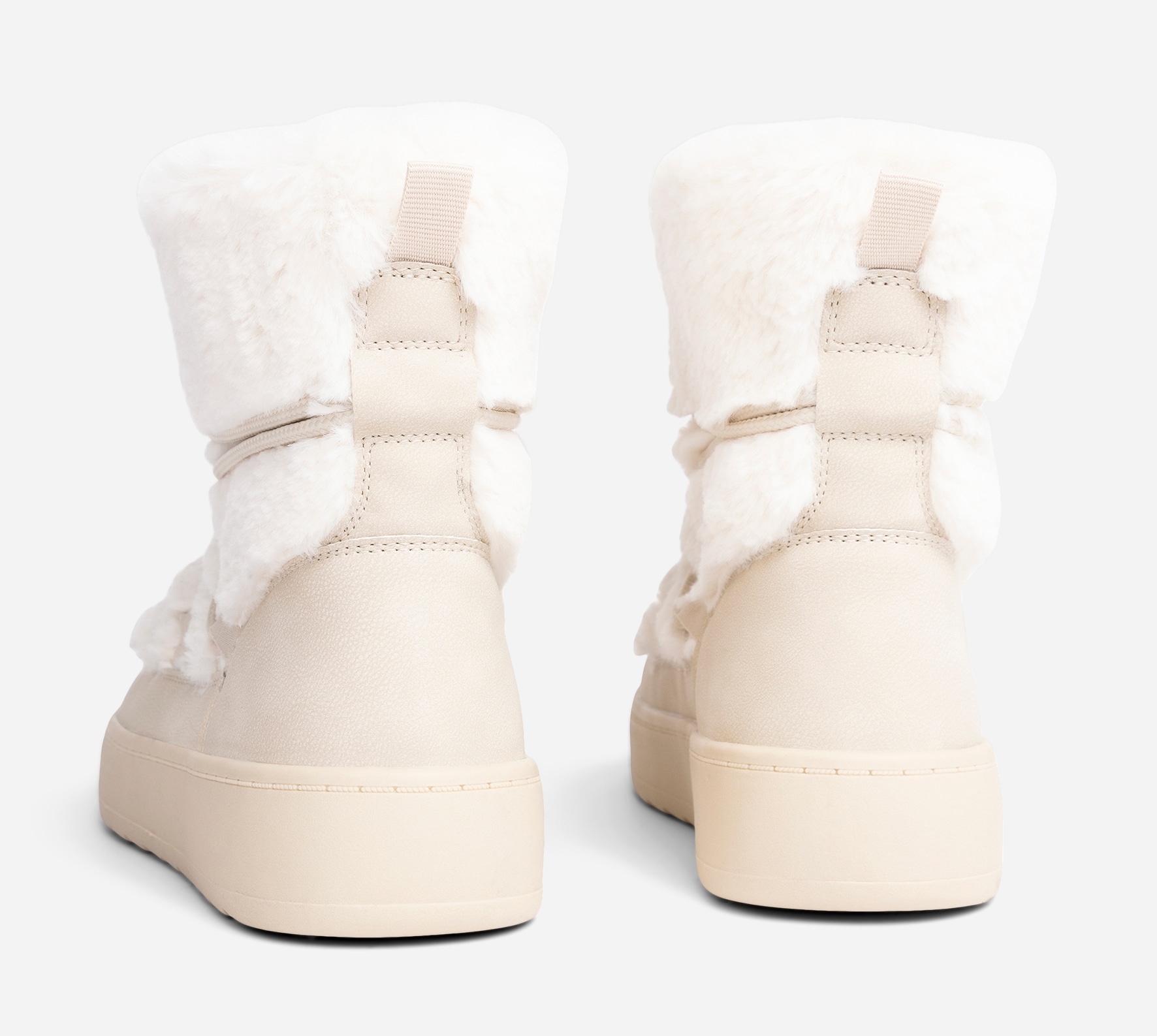 ATTITUDE, Varmfodrade boots med snörning Vita