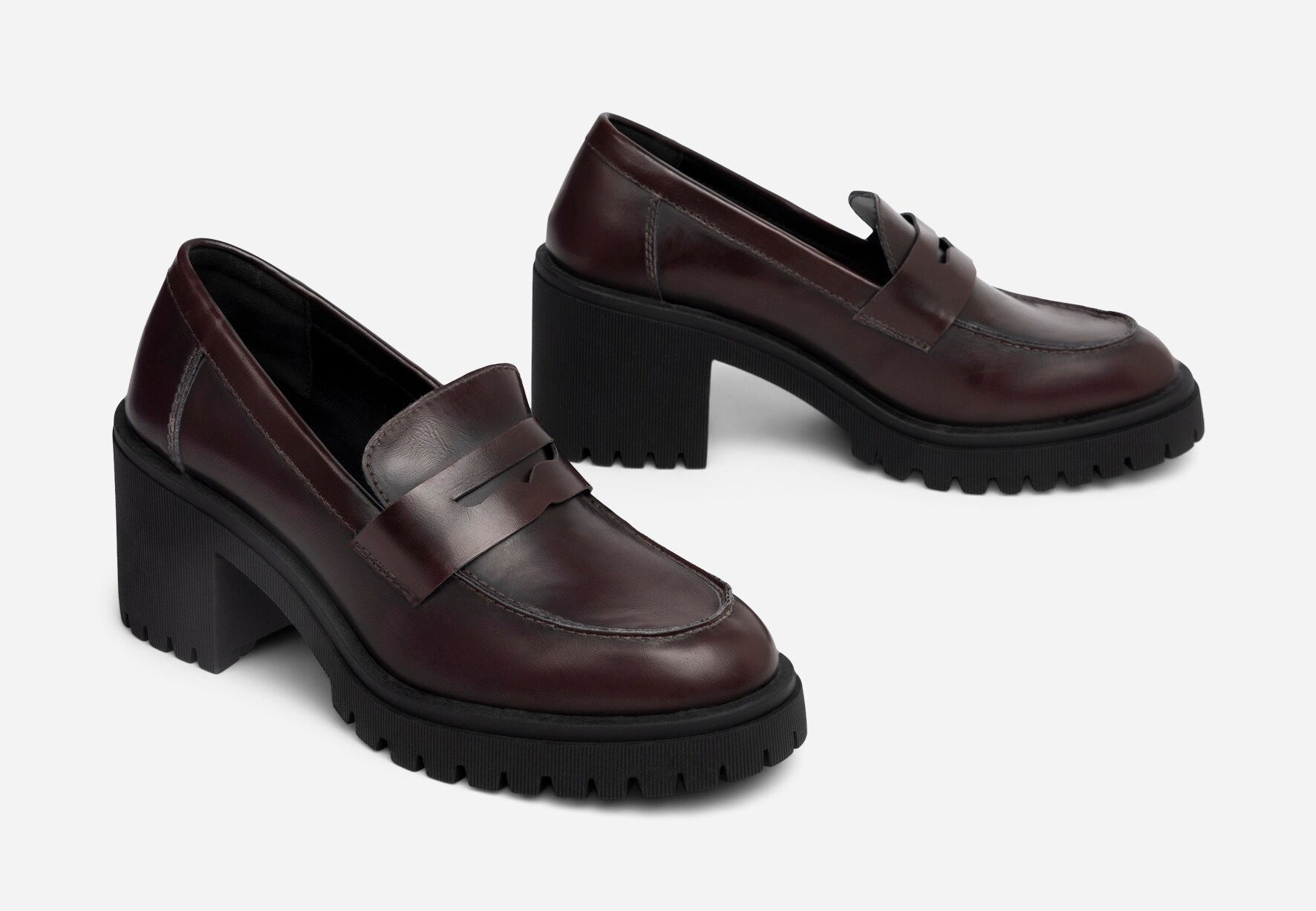 XIT, Loafers på klack Röda