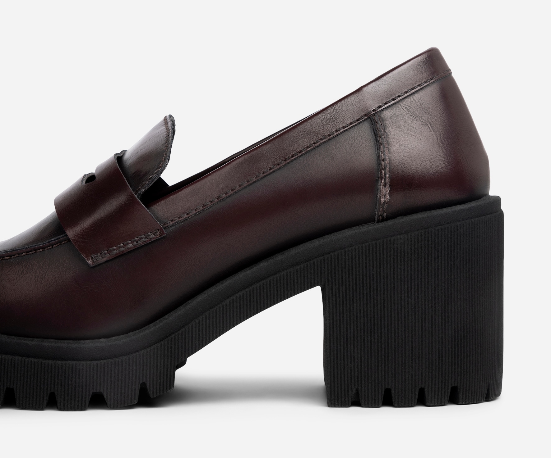 XIT, Loafers på klack Röda