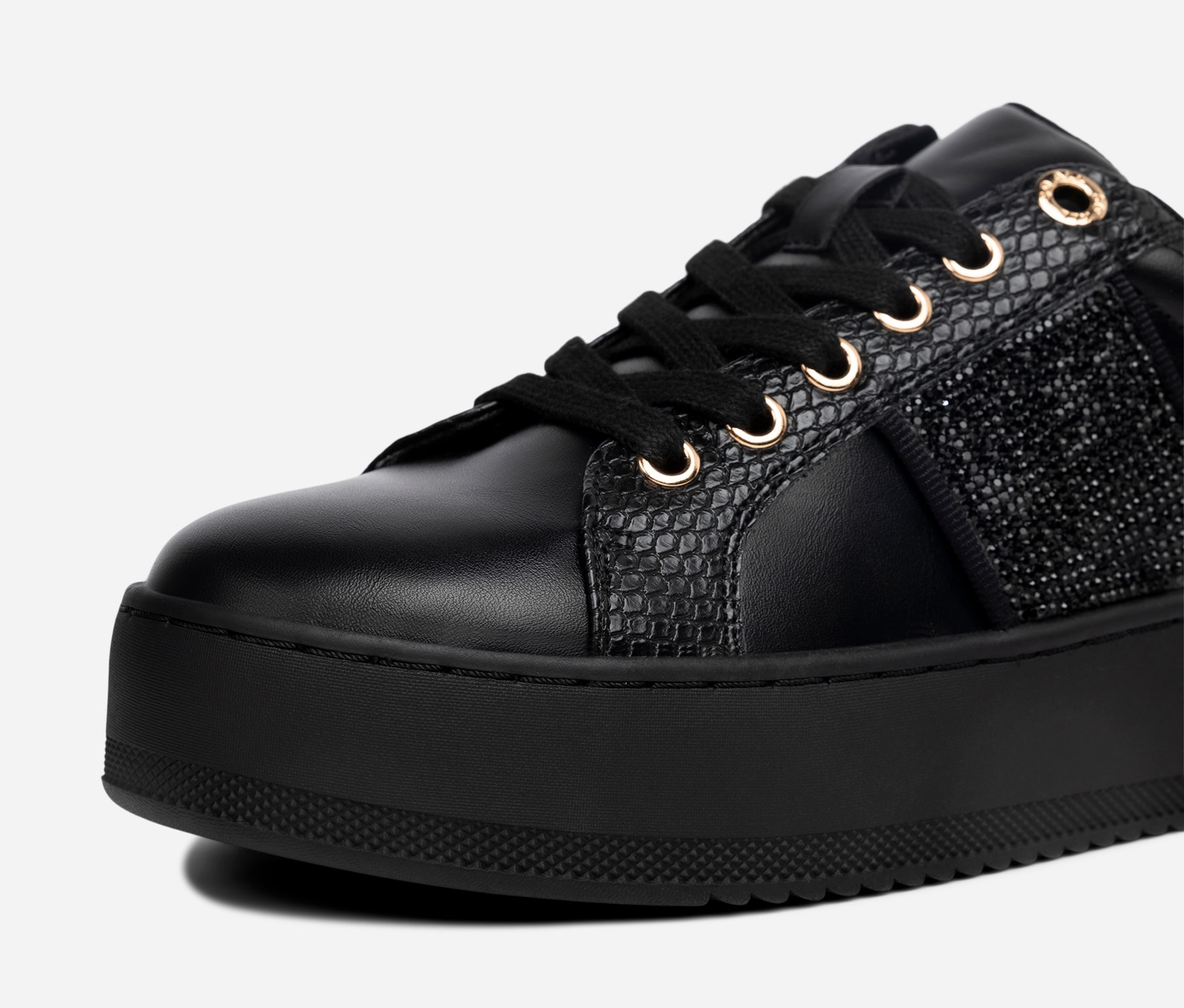 SO ALL, Sneakers Svarta