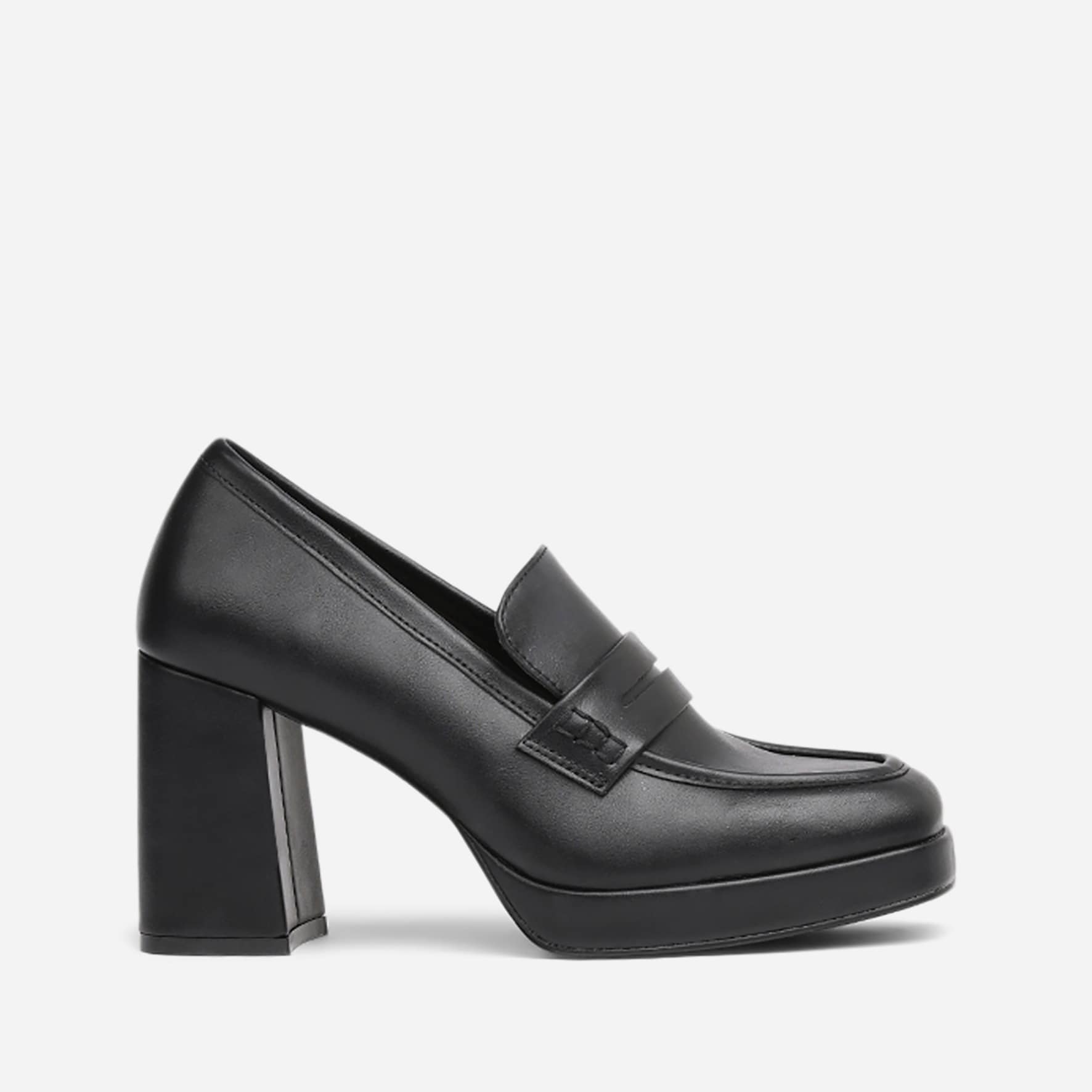 XIT, Loafers på klack Svarta