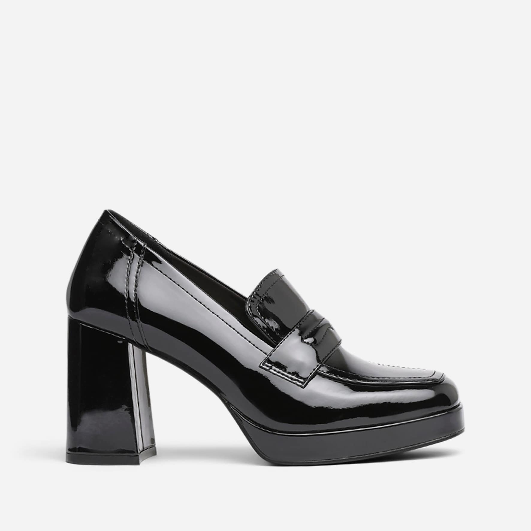 XIT, Loafers på klack Svarta