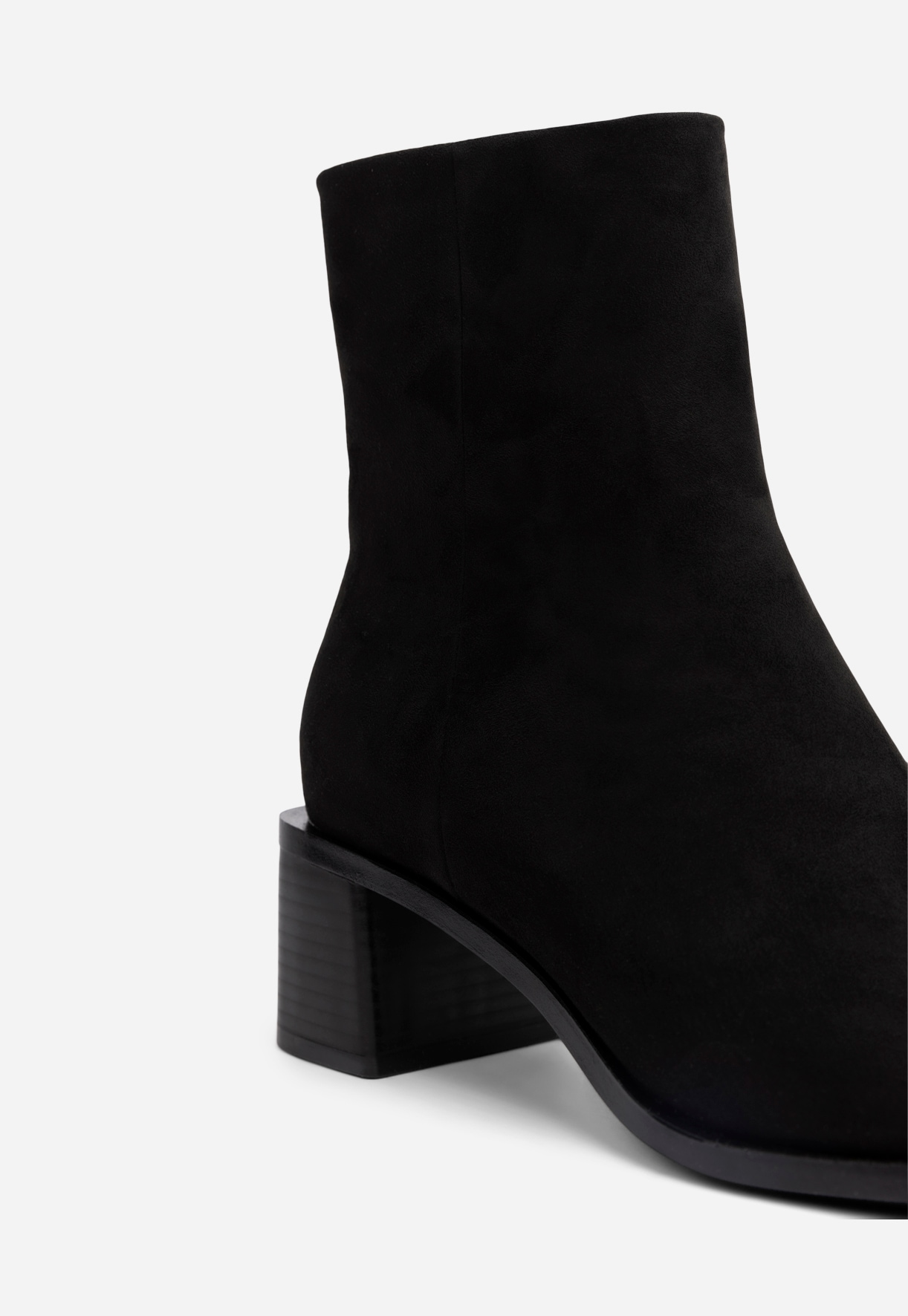 XIT, Boots Svarta