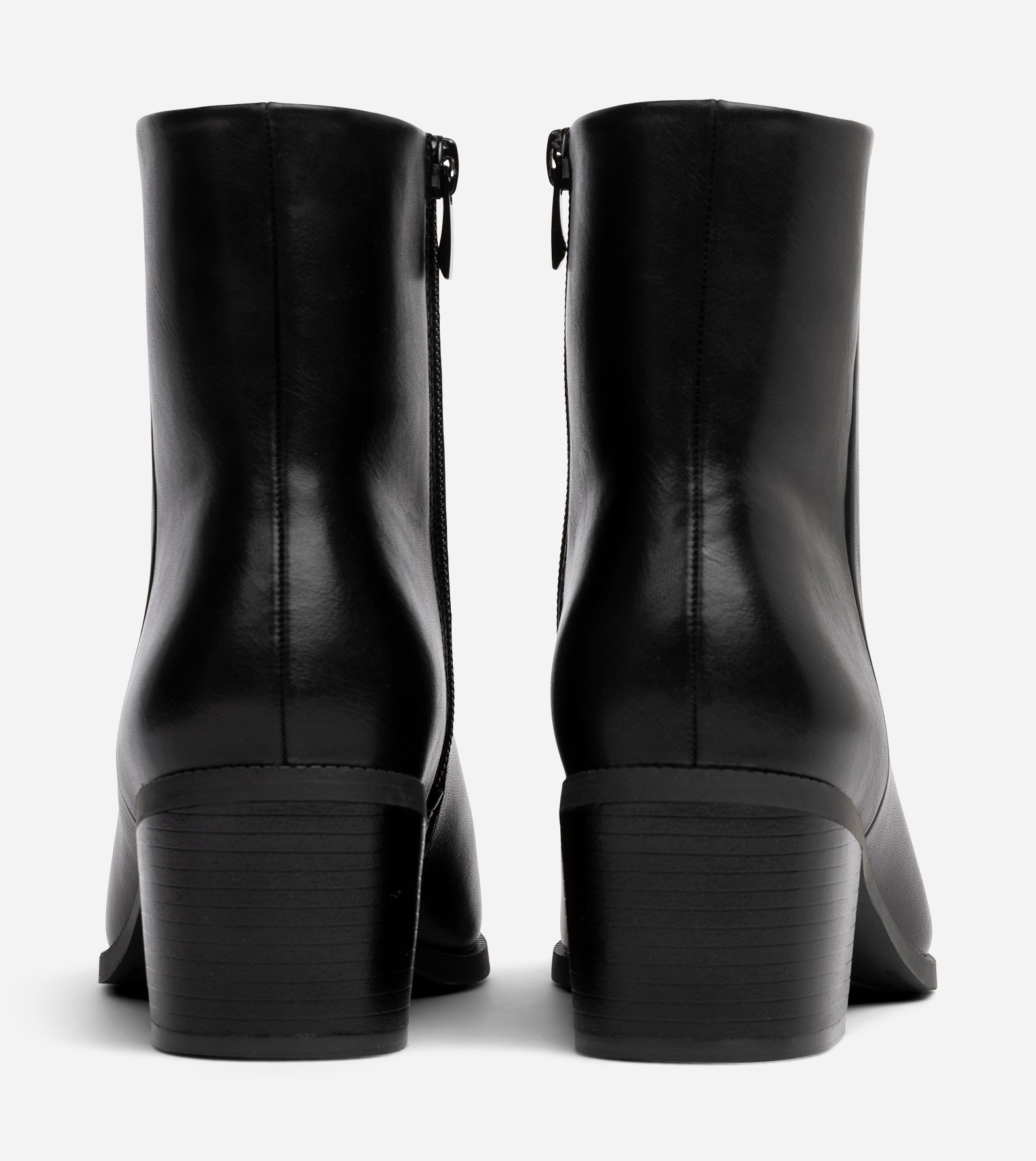XIT, Boots Svarta