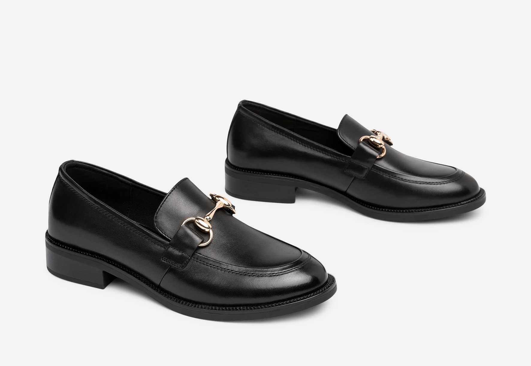 PACE, Loafers med spänne Svarta