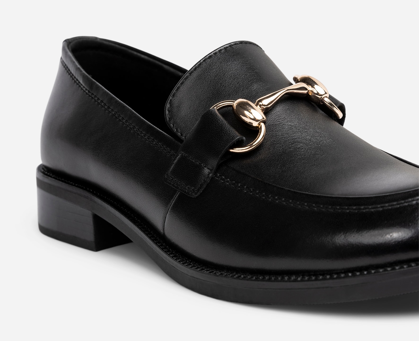 PACE, Loafers med spänne Svarta