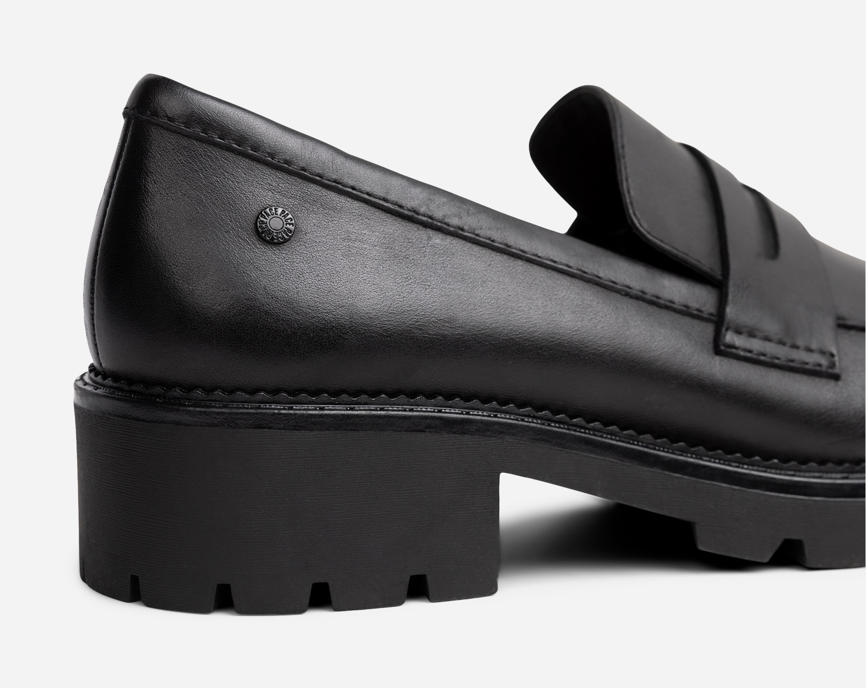 PACE, Loafers Svarta