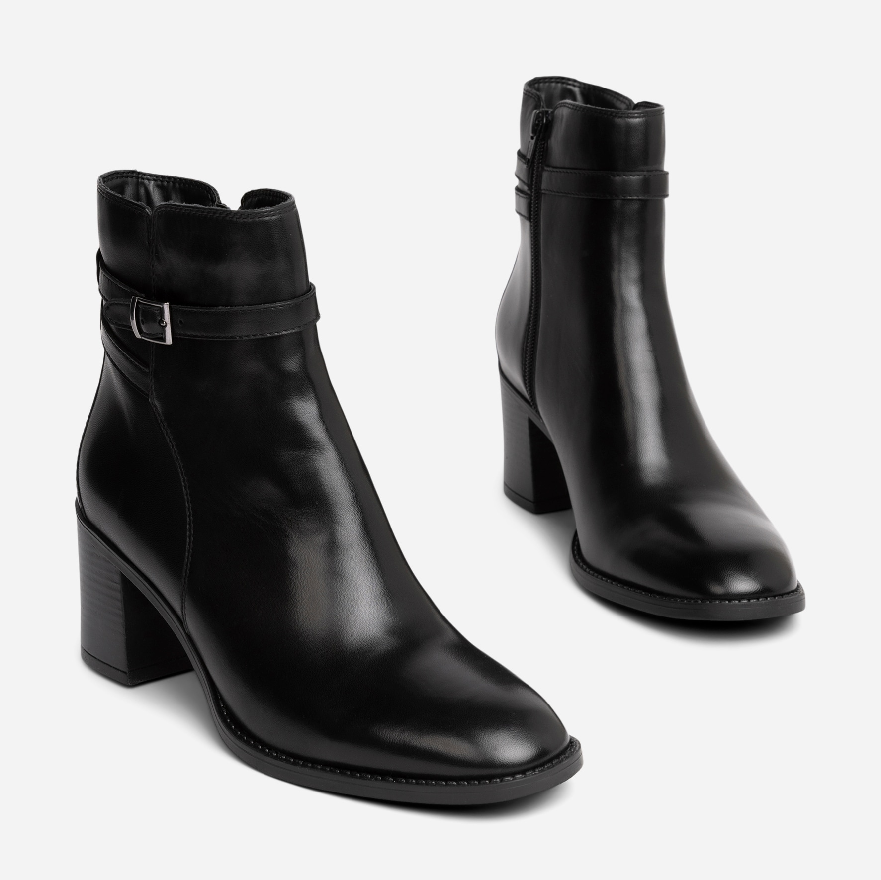 PACE, Boots med spänne Svarta