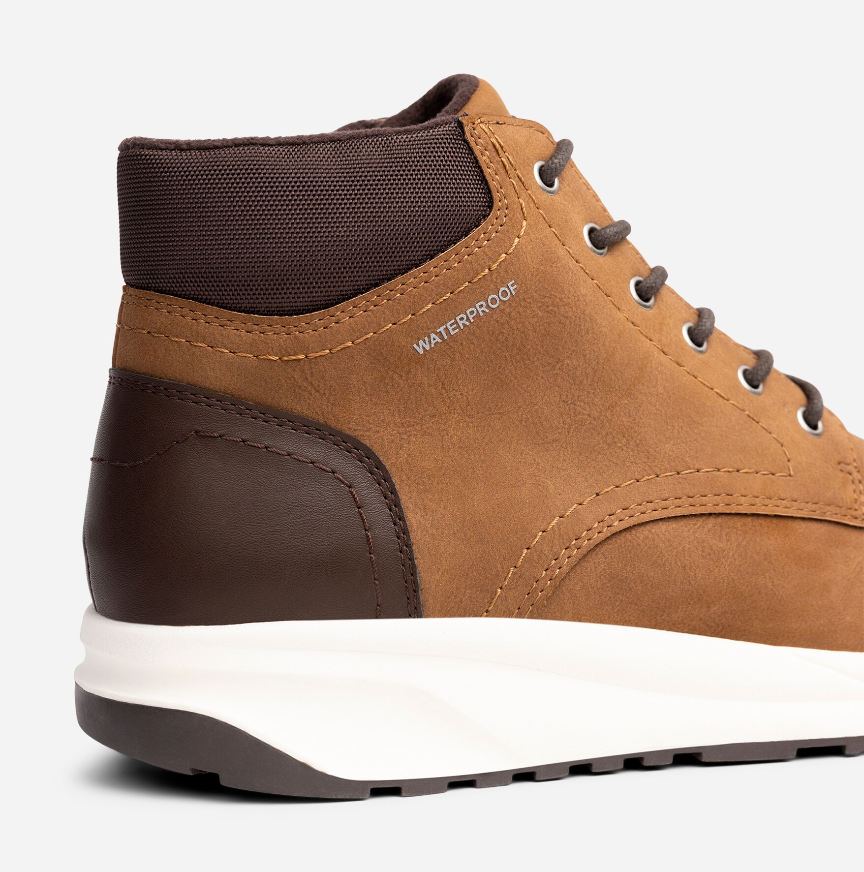 LINEAR, Fleecefodrade höga sneakers waterproof Bruna