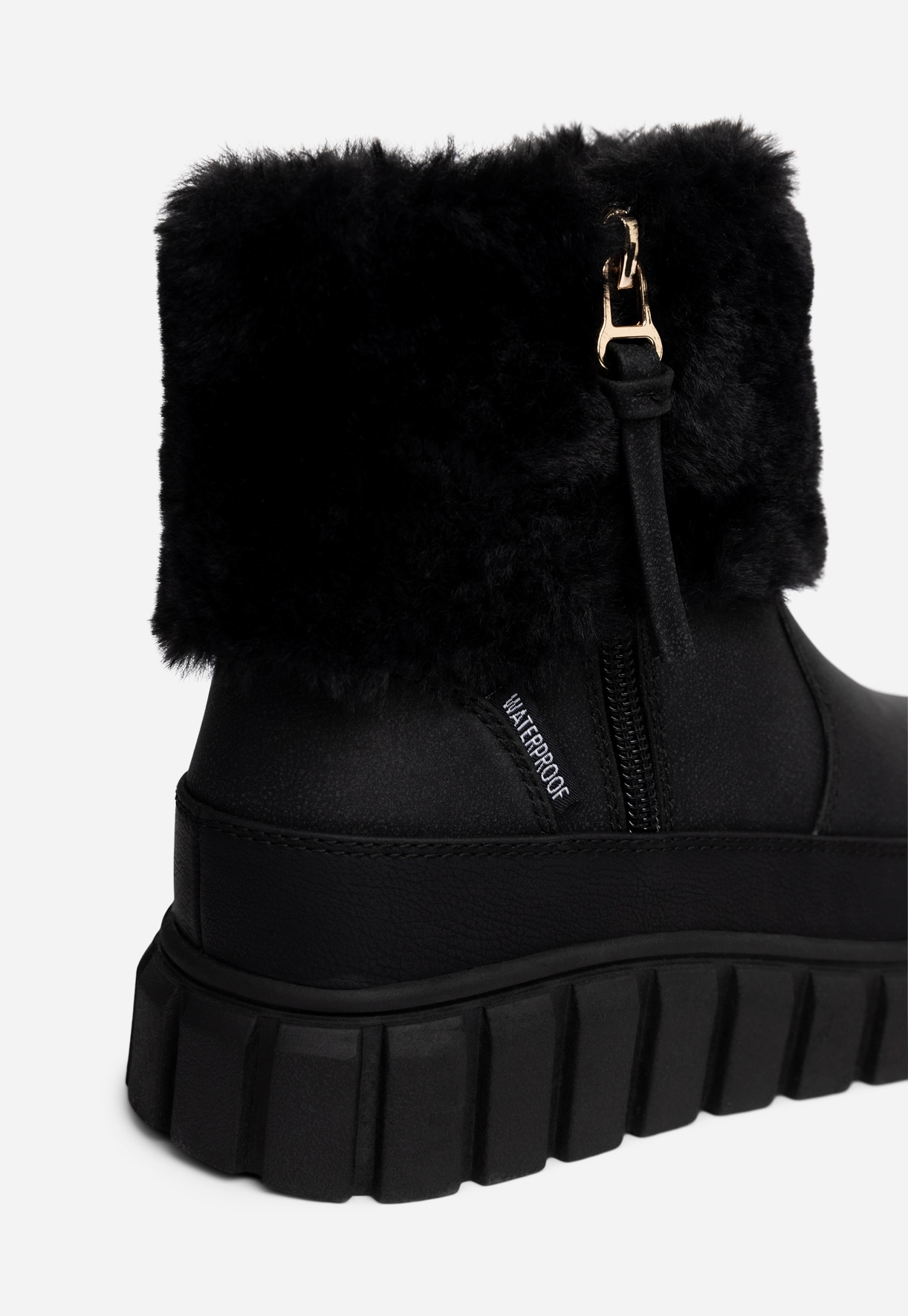 LINEAR, Varmfodrade boots med dragkedja Svarta