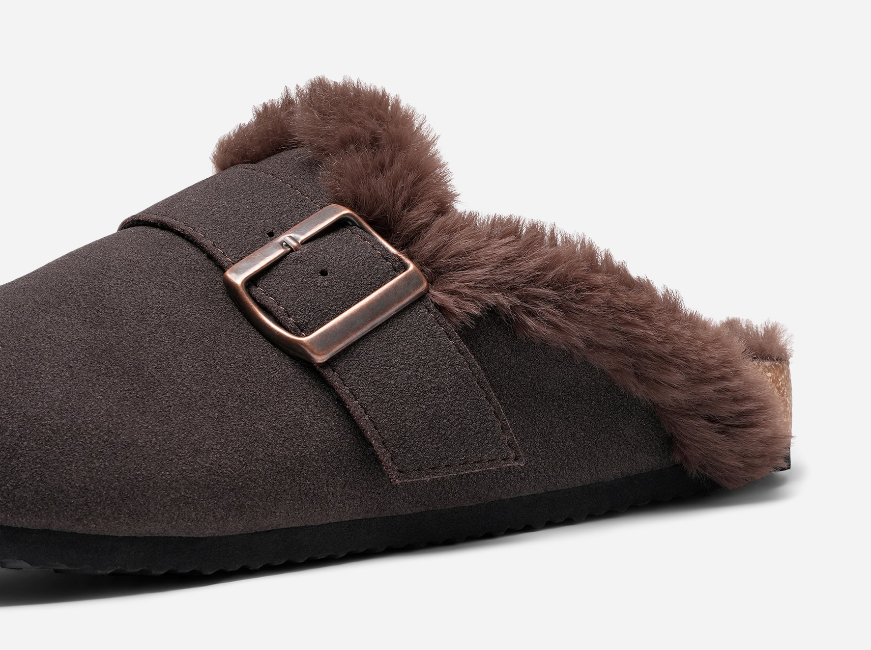 LINEAR, Tofflor Bruna