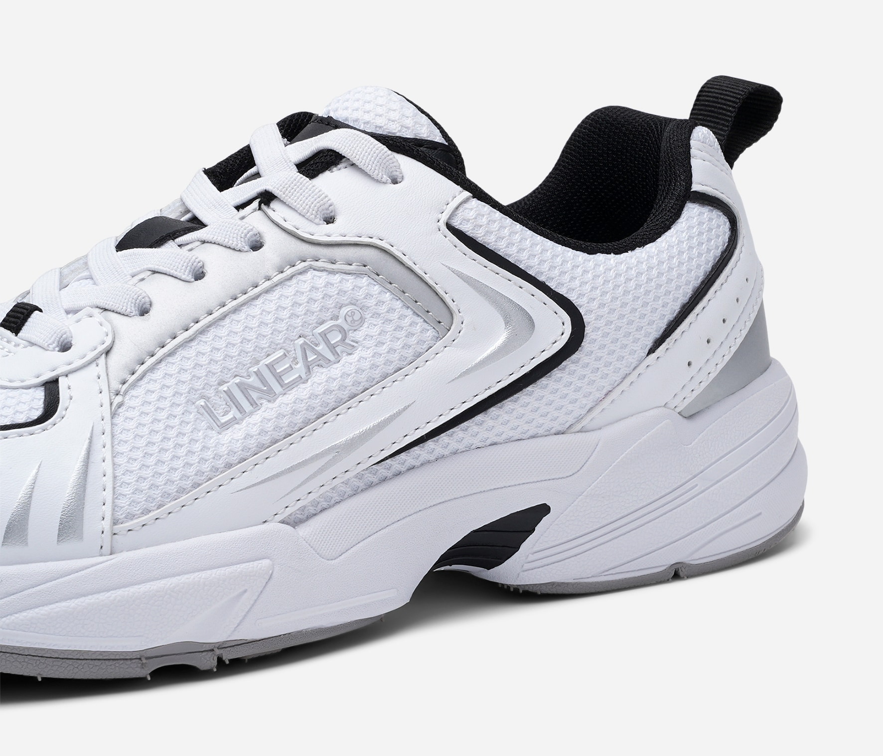 LINEAR, Sneakers Vita