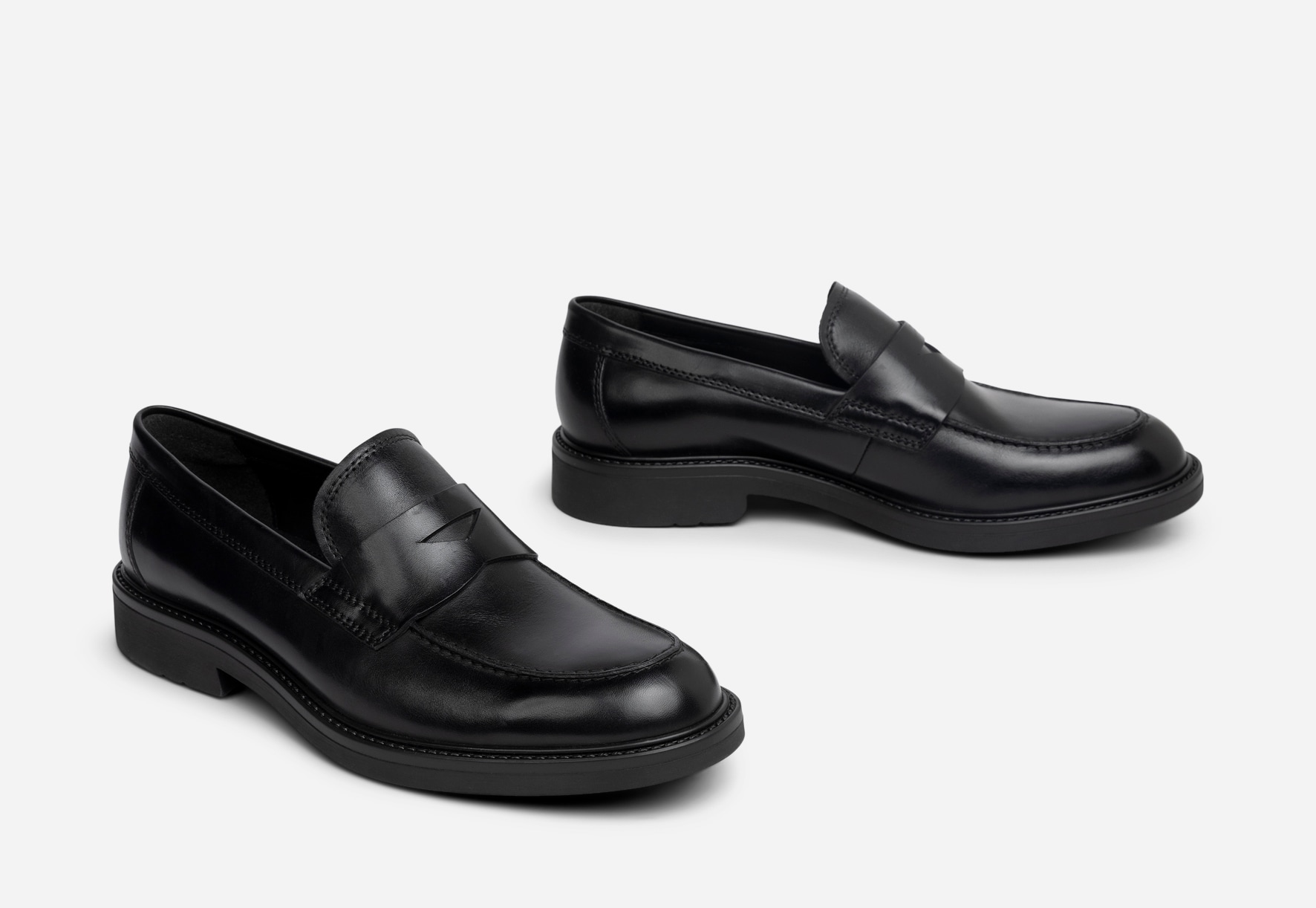 PACE, Loafers Svarta