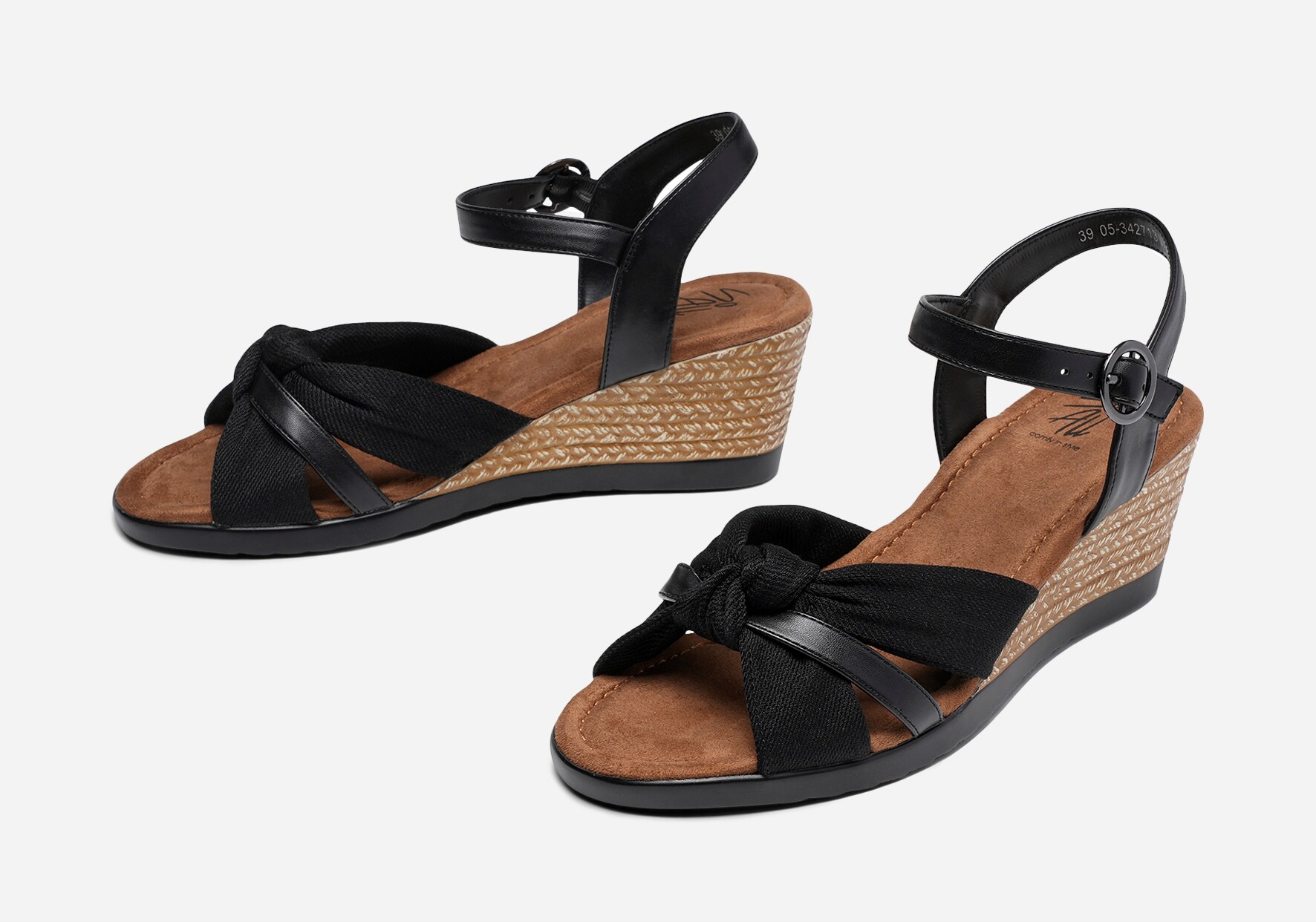 SO ALL, Sandaletter med remmar Svarta