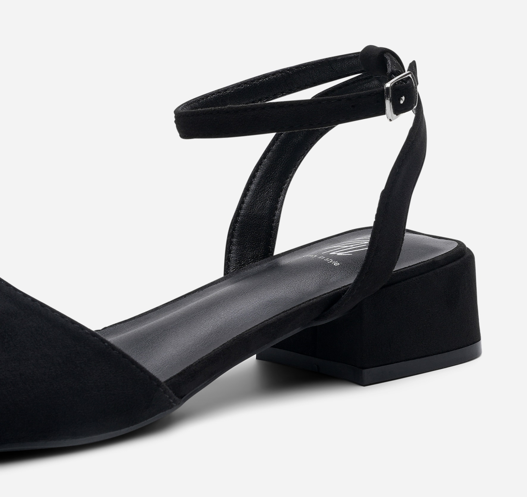 SO ALL, Sandaletter med remmar Svarta