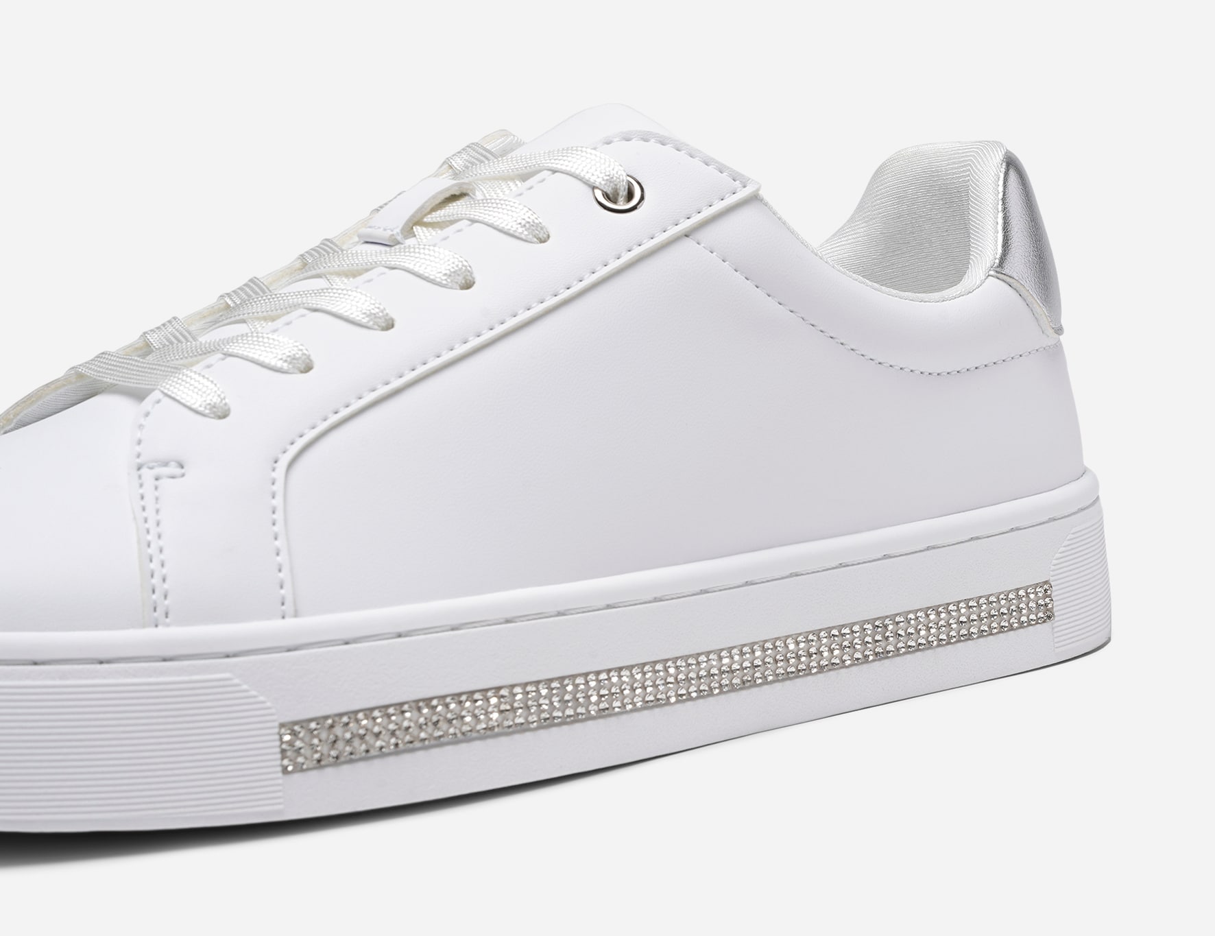 SO ALL, Sneakers Vita